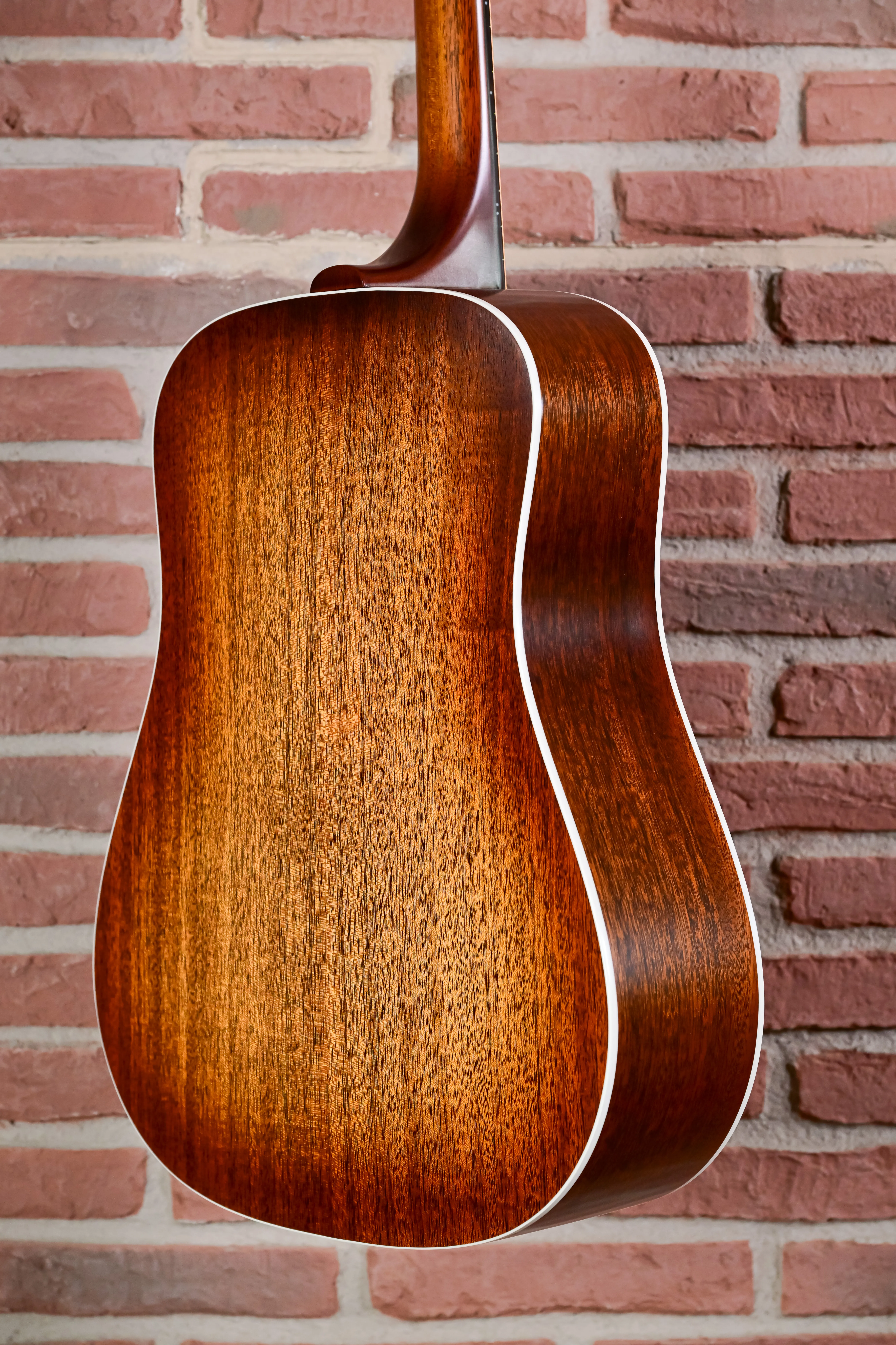 D-40E Standard Pacific Sunset Burst USA Dreadnought