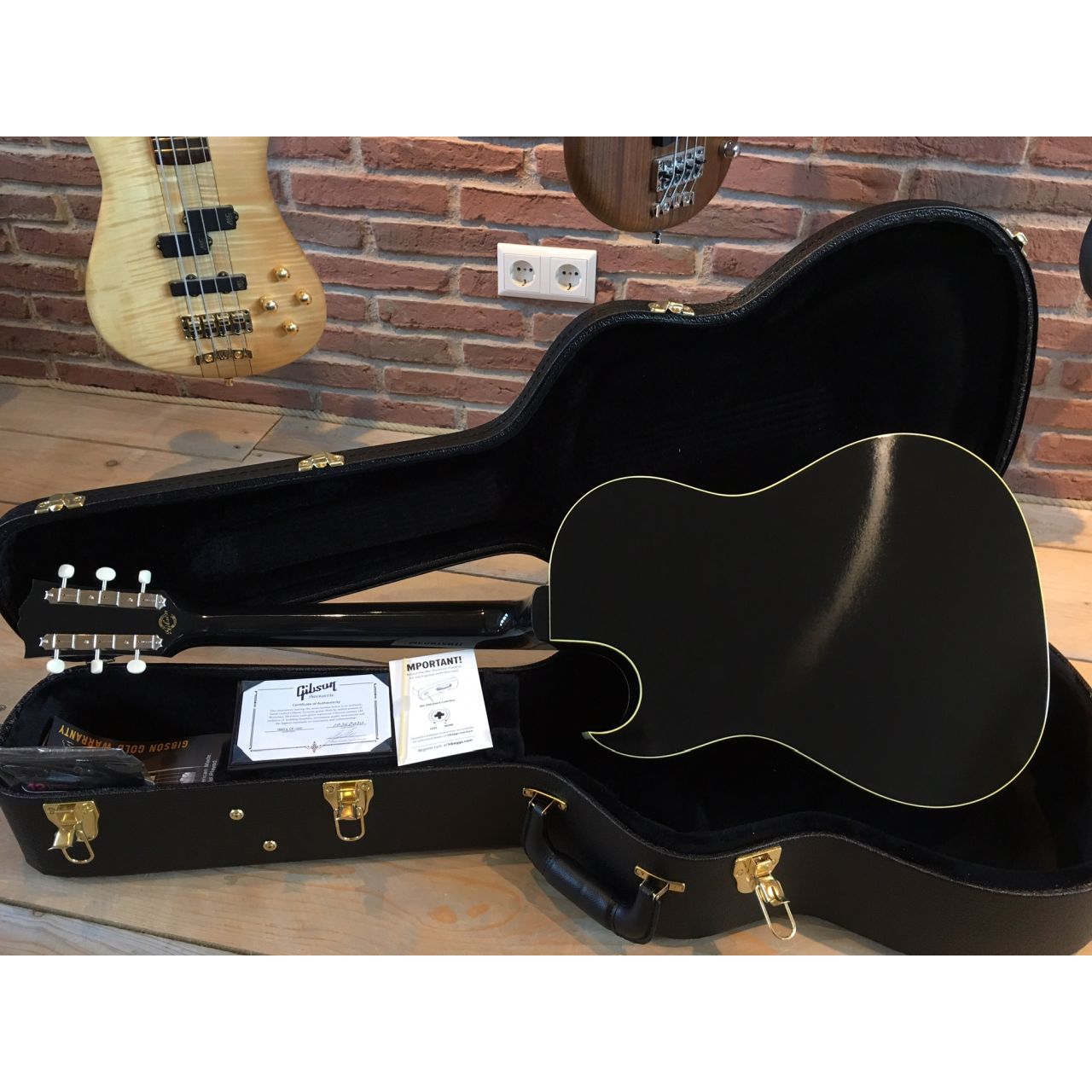 1950s CF100 Ebony Limited Edition - Westerngitarre mit Tonabnehmer