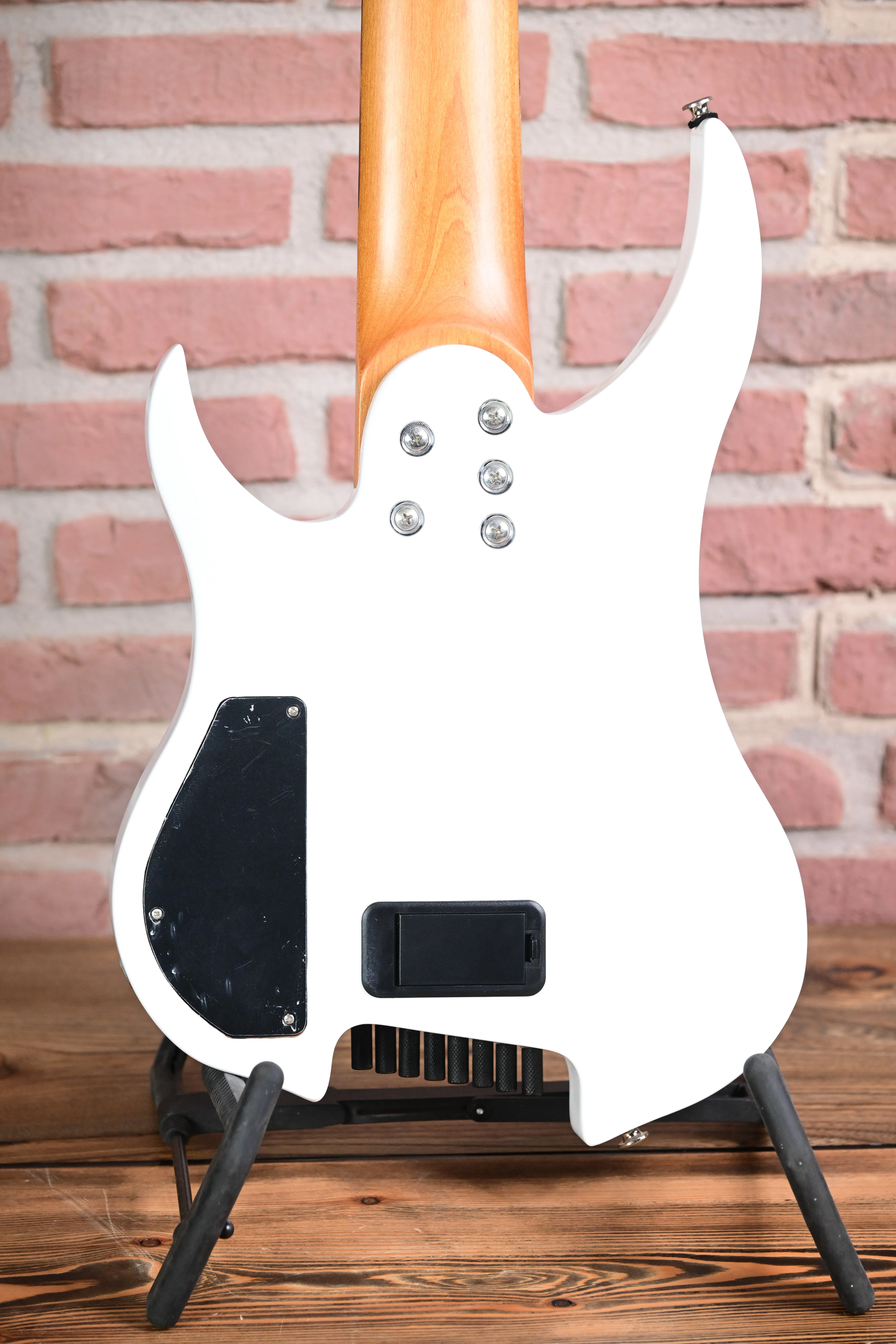 Ghost Overdrive 8-String Multiscale Arctic Burst E-Gitarre