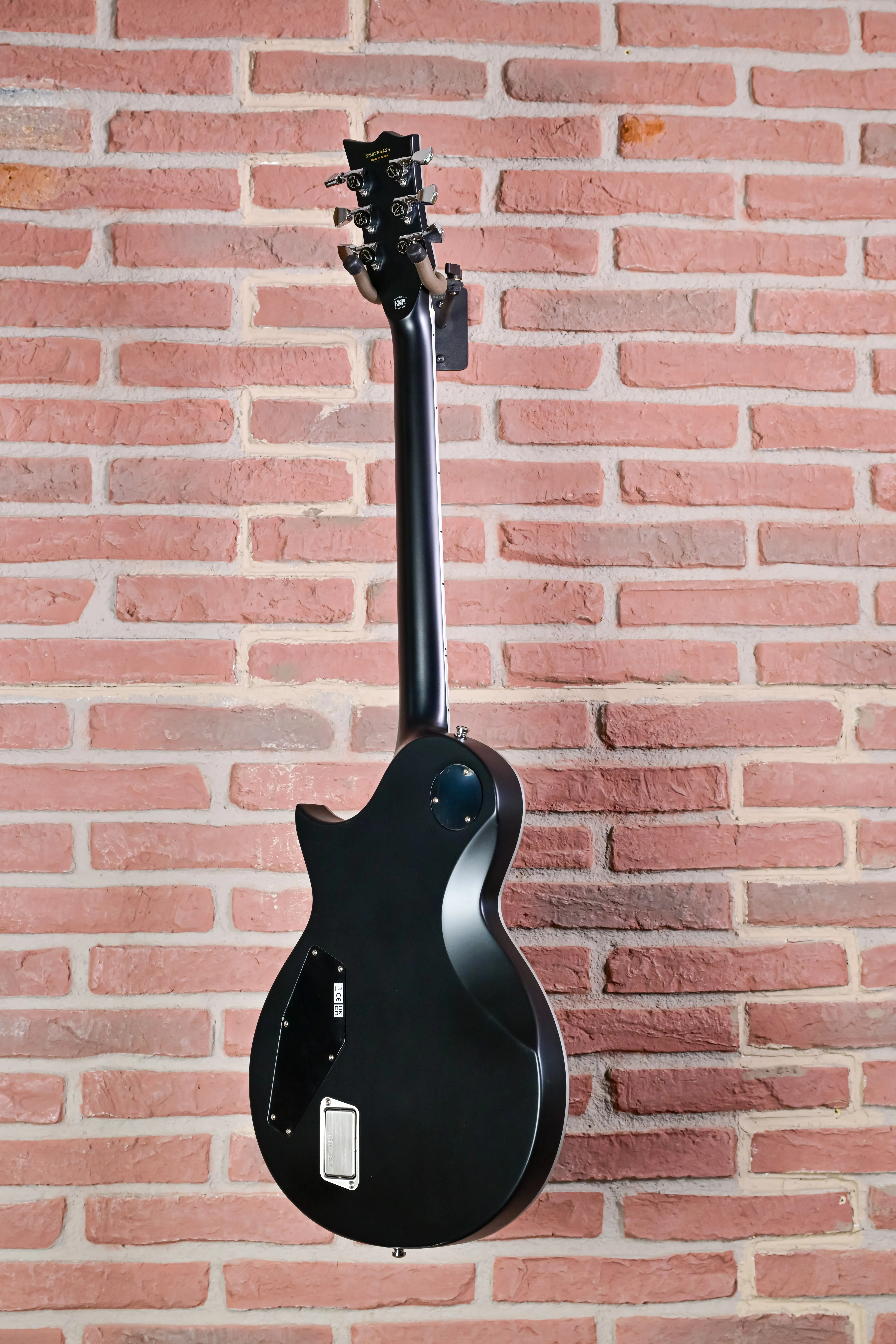 E-II Eclipse BB Black Satin – Professionelles Singlecut-Modell aus Japan