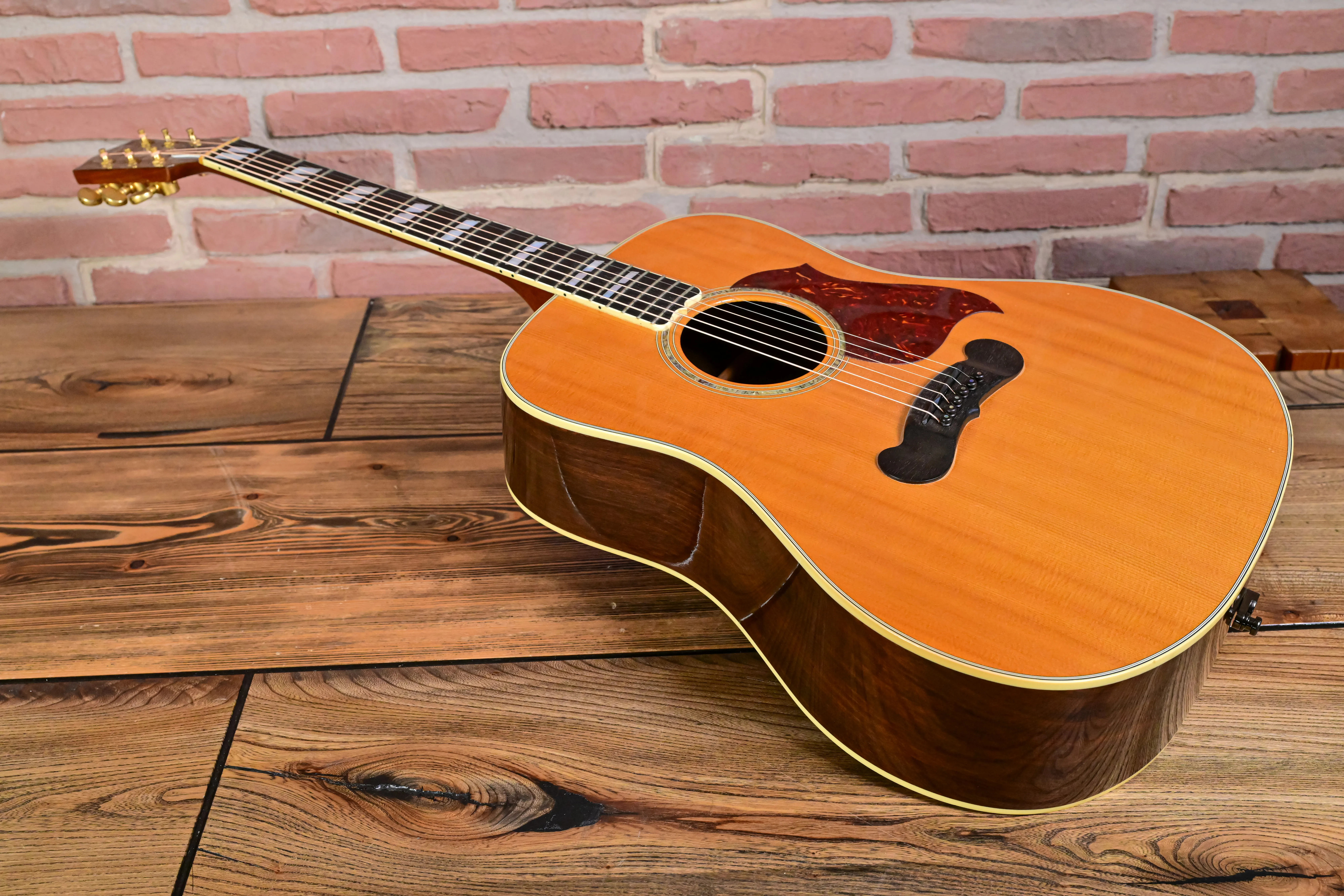 Songwriter Deluxe Studio (gebraucht) Kommissionsware