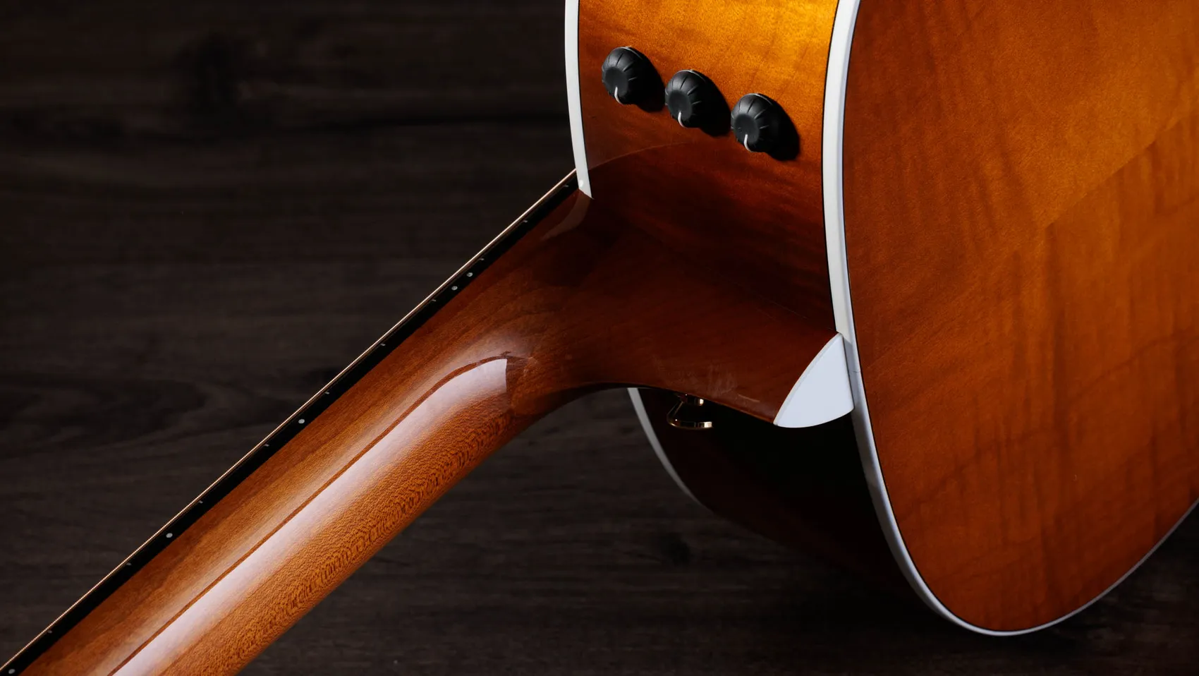 217e Plus Special Edition Honeyburst