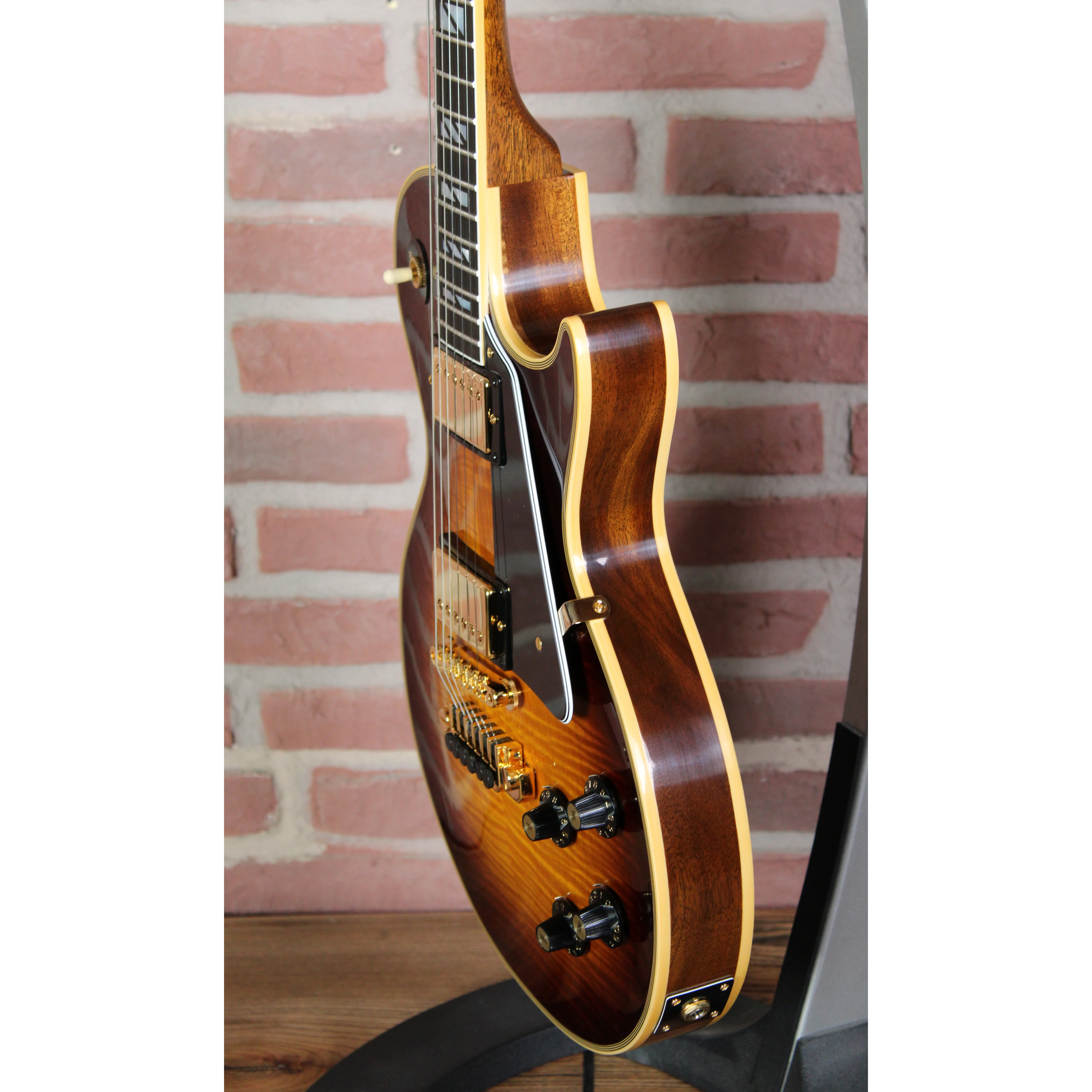 68 Les Paul Custom Tobacco Burst VOS AAA Top