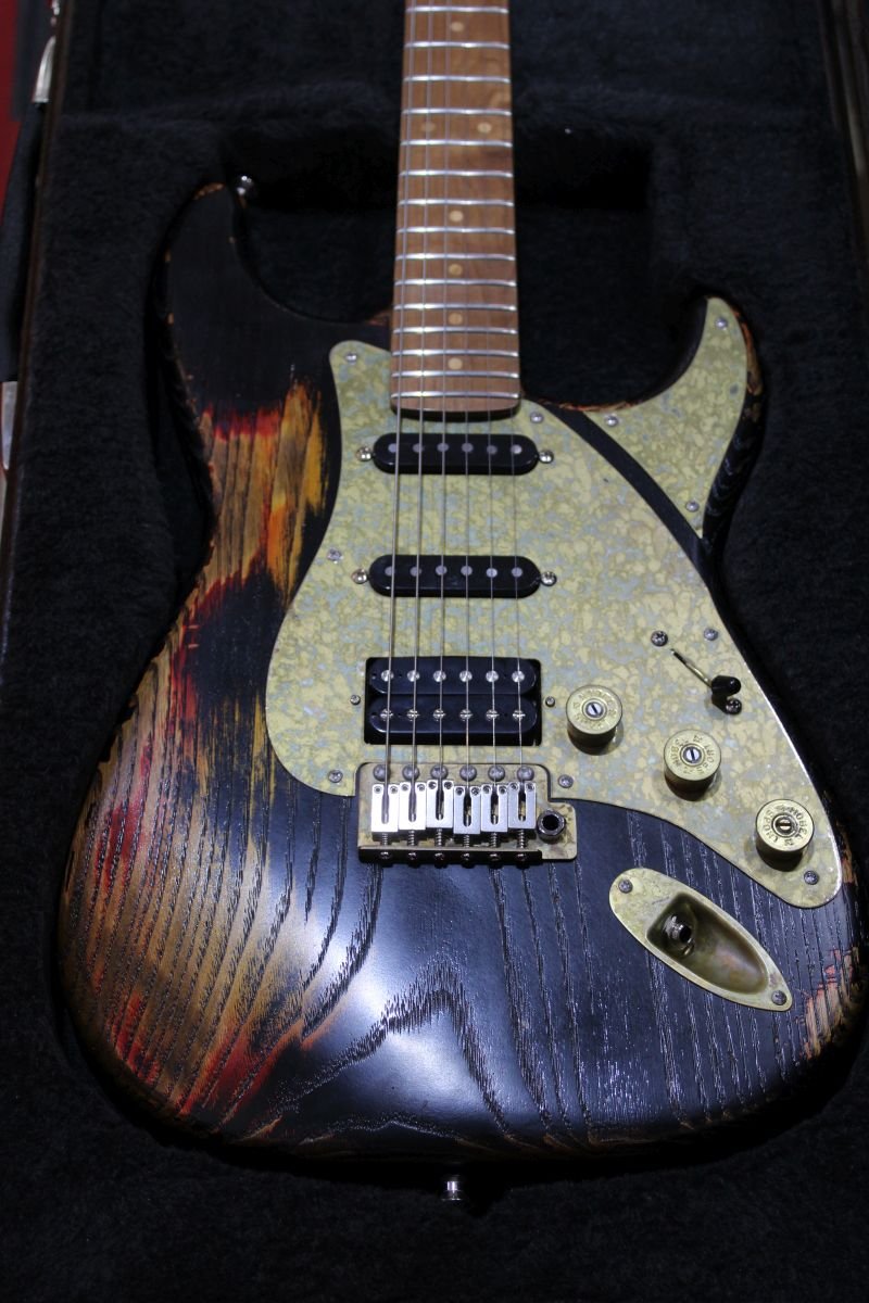 P3-1043 Stratospheric, Heavy Black