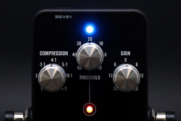 Bassist Compressor Limiting Amplifier - Chromalux 2K24 Custom Shop Edition