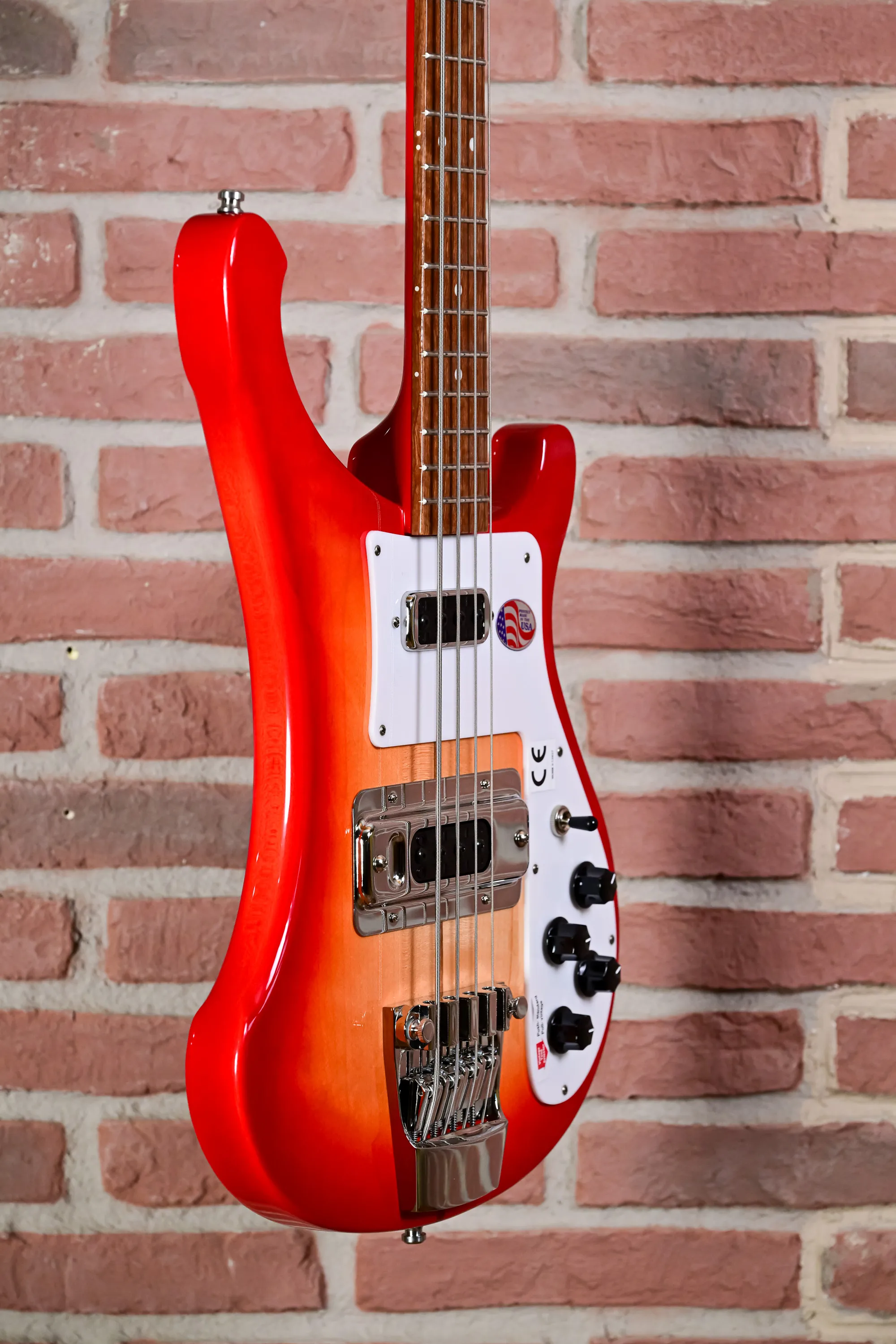 4003S Fireglo 4-Saiter E-Bass