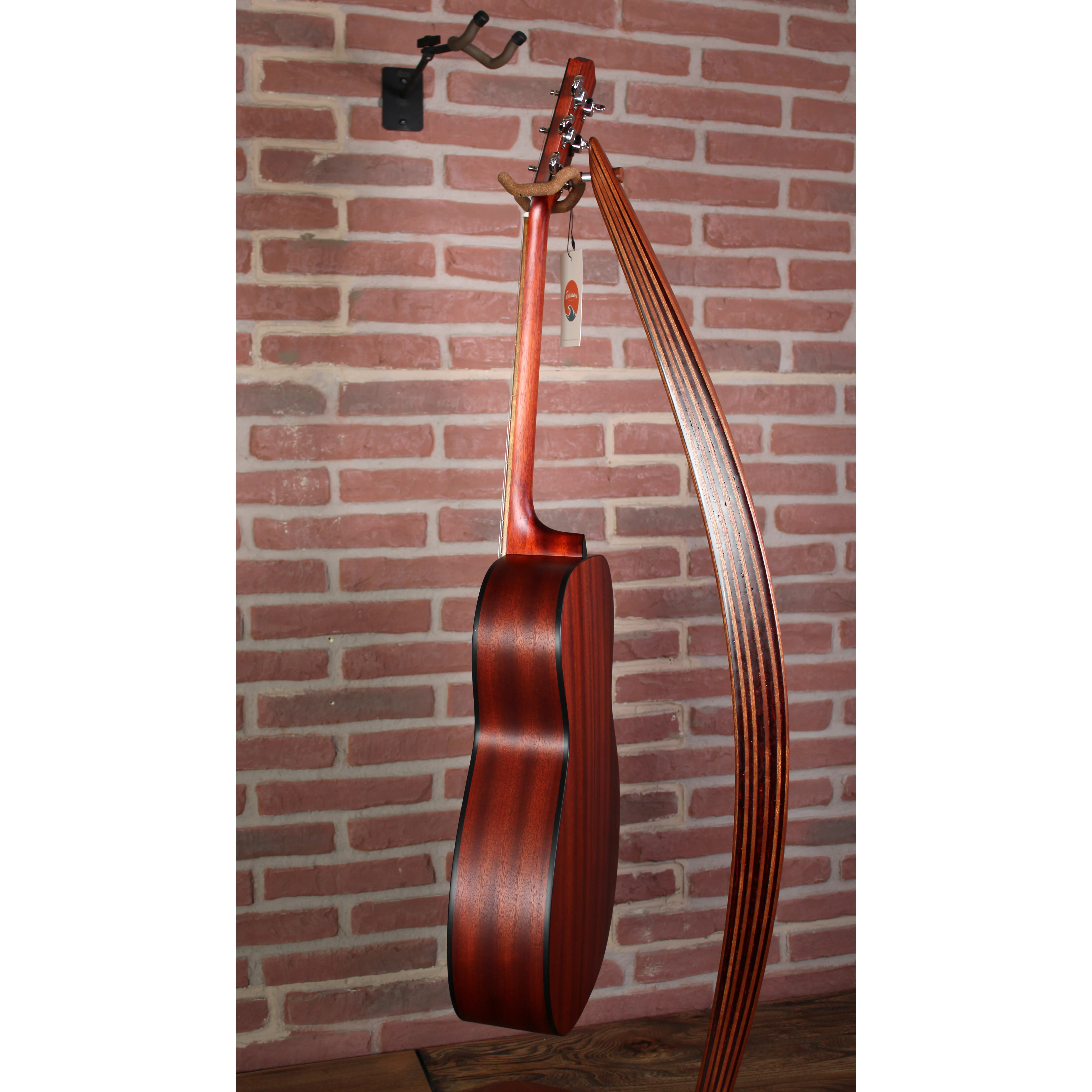 Eastman PCH1-OM-CLA