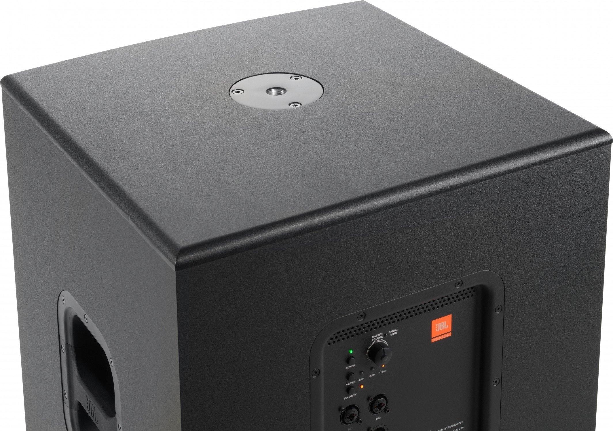 JBL IRX-115S von oben – eingebaute M20-Pole-Mount Buchse auf der Oberseite