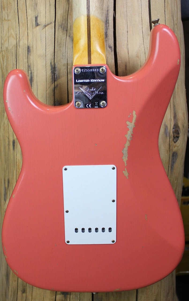 S20 LTD Tomatillo Stratocaster III - Super Fades Aged Tahitian Coral