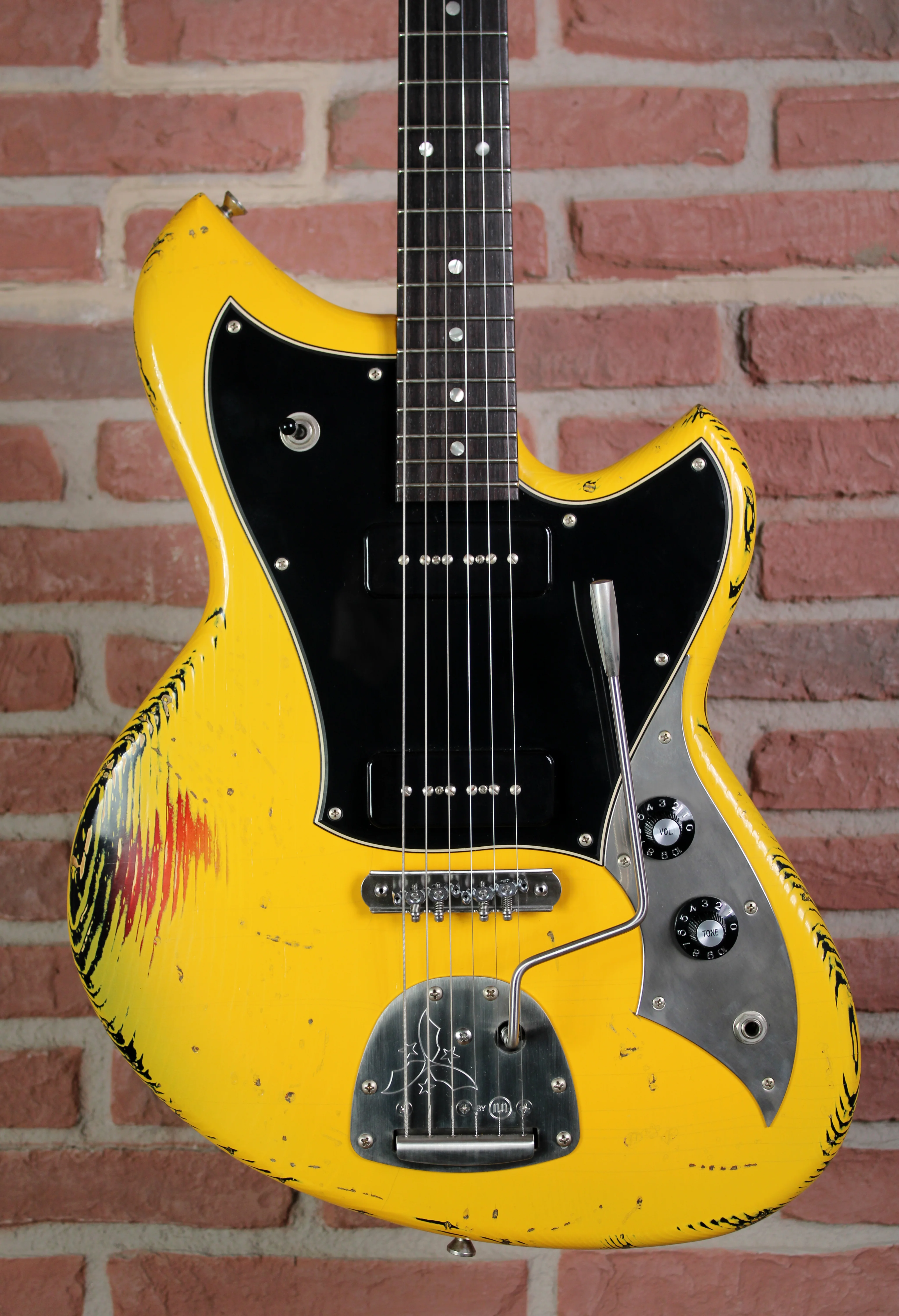 Serus J Vandalism Yellow over 64 3-Tone Burst