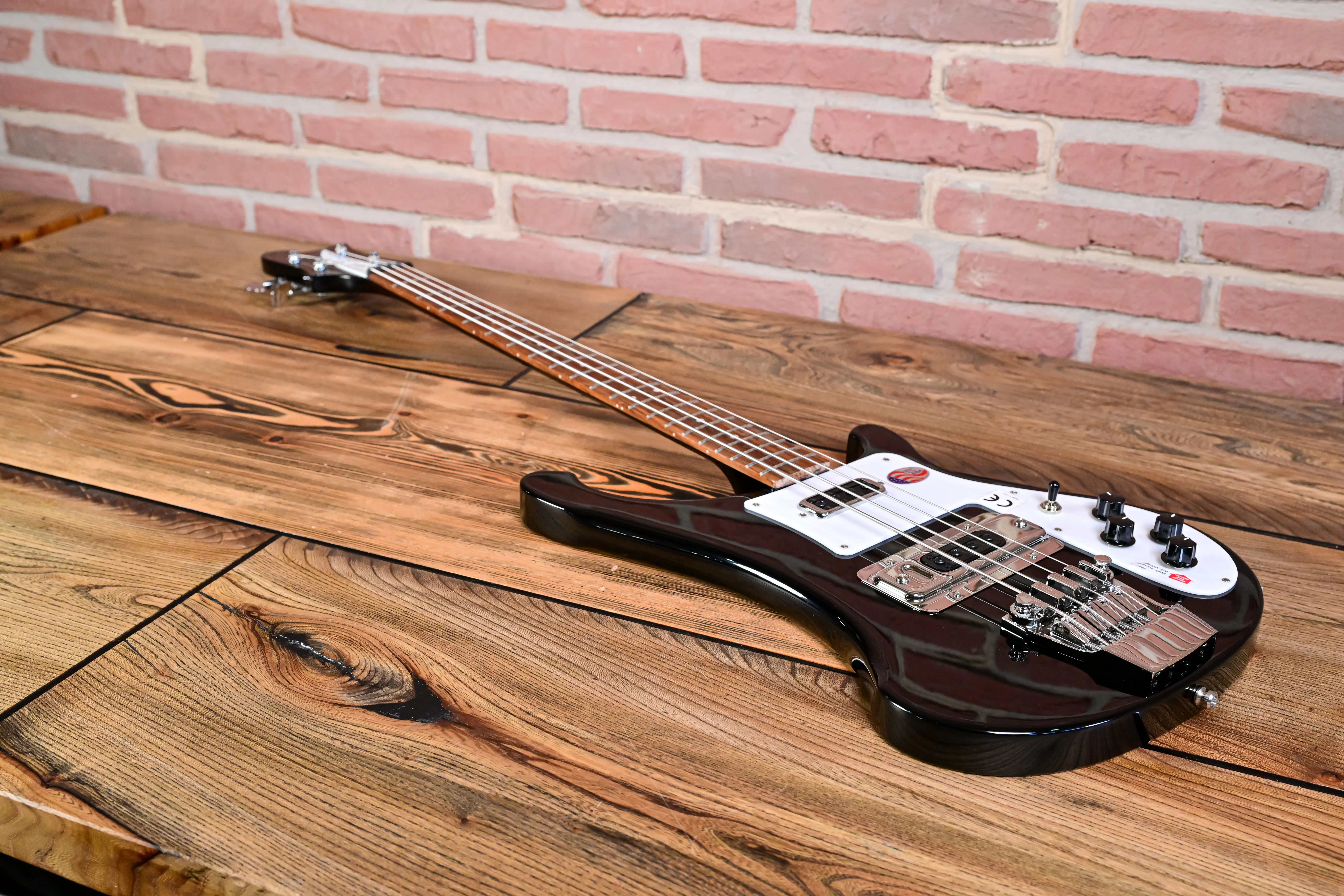 4003S Jetglo 4-Saiter E-Bass