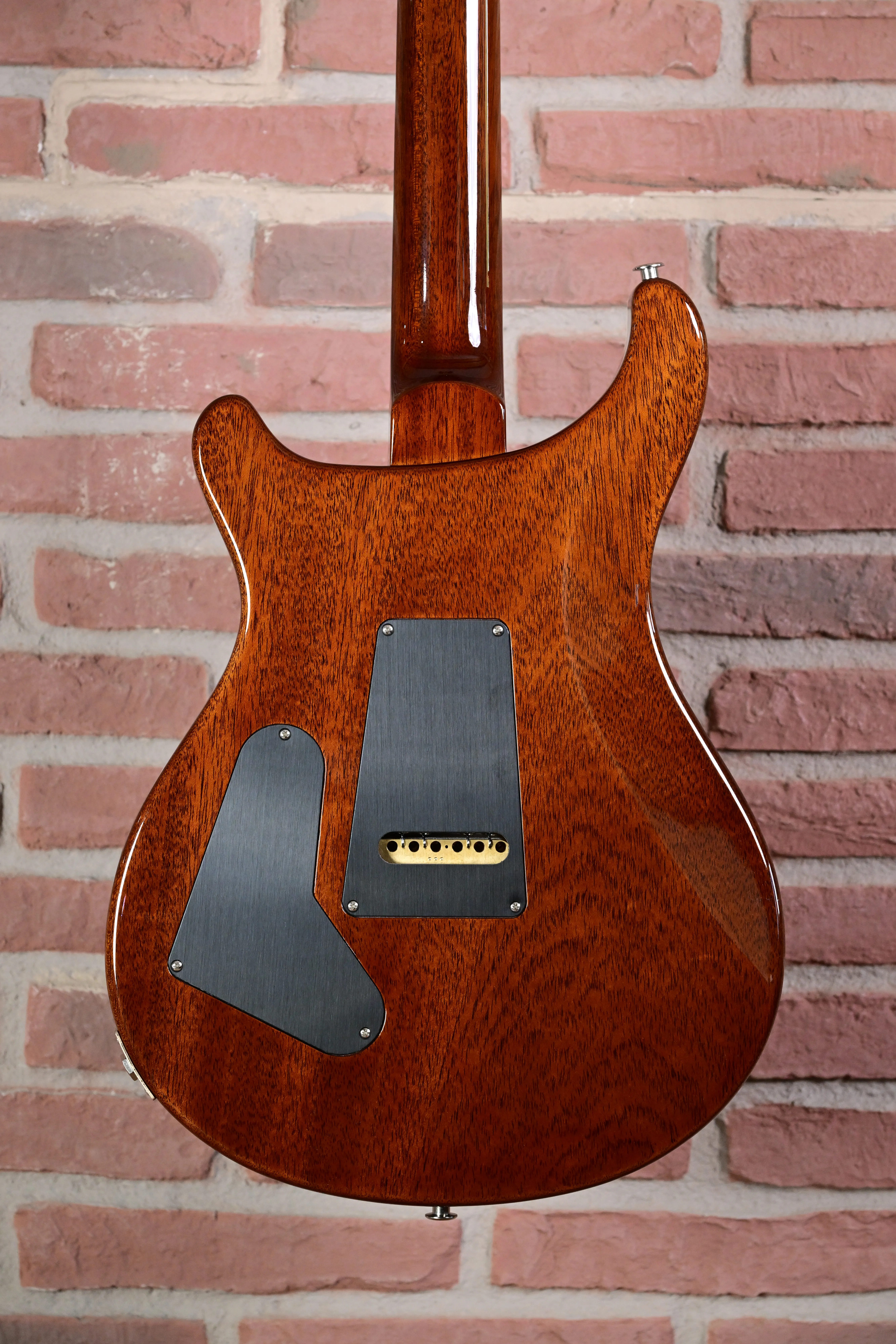 Custom 24 Birds of a Feather Limited Honey Gold