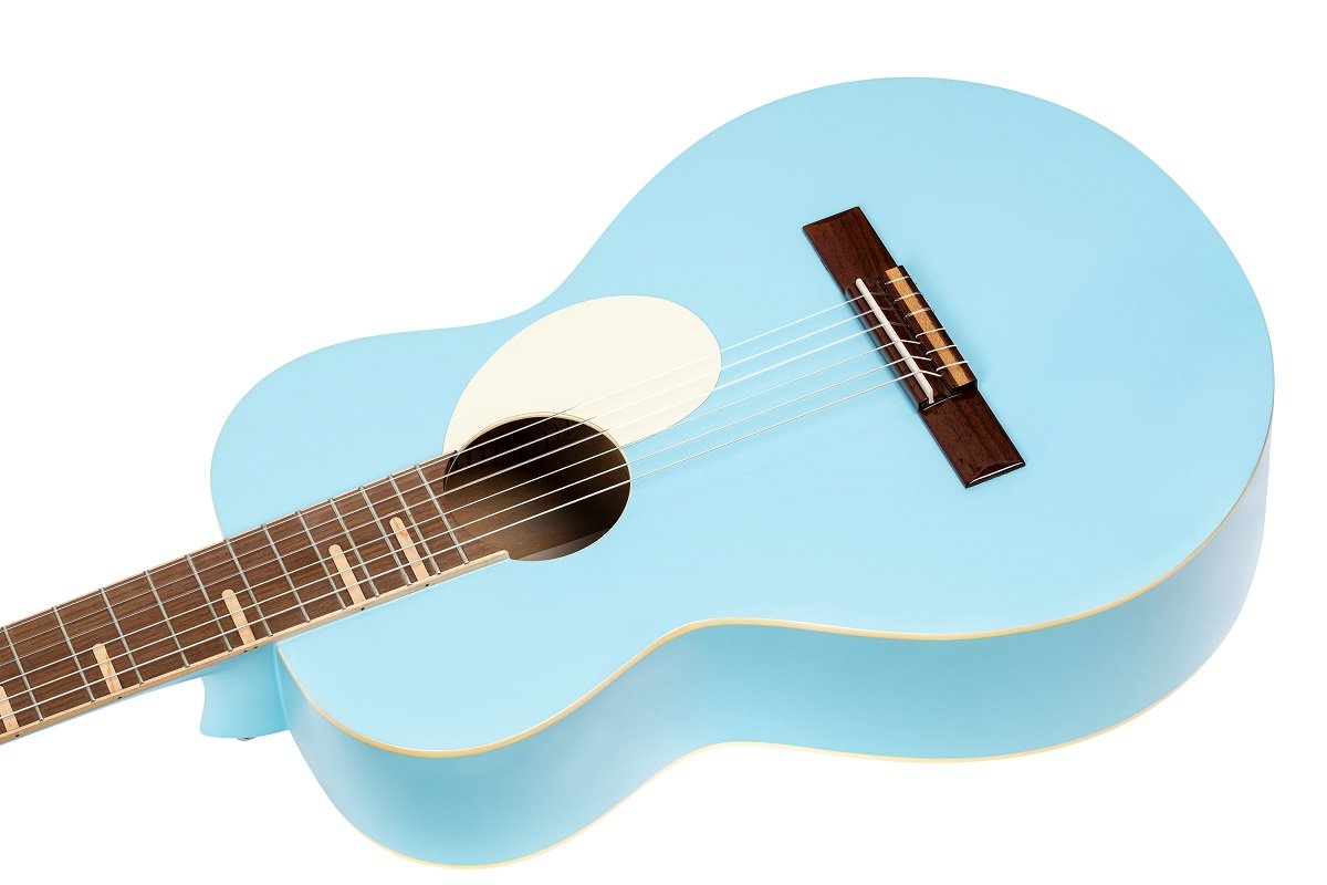 RGA-SKY Akustikgitarre Sky Blue + Bag