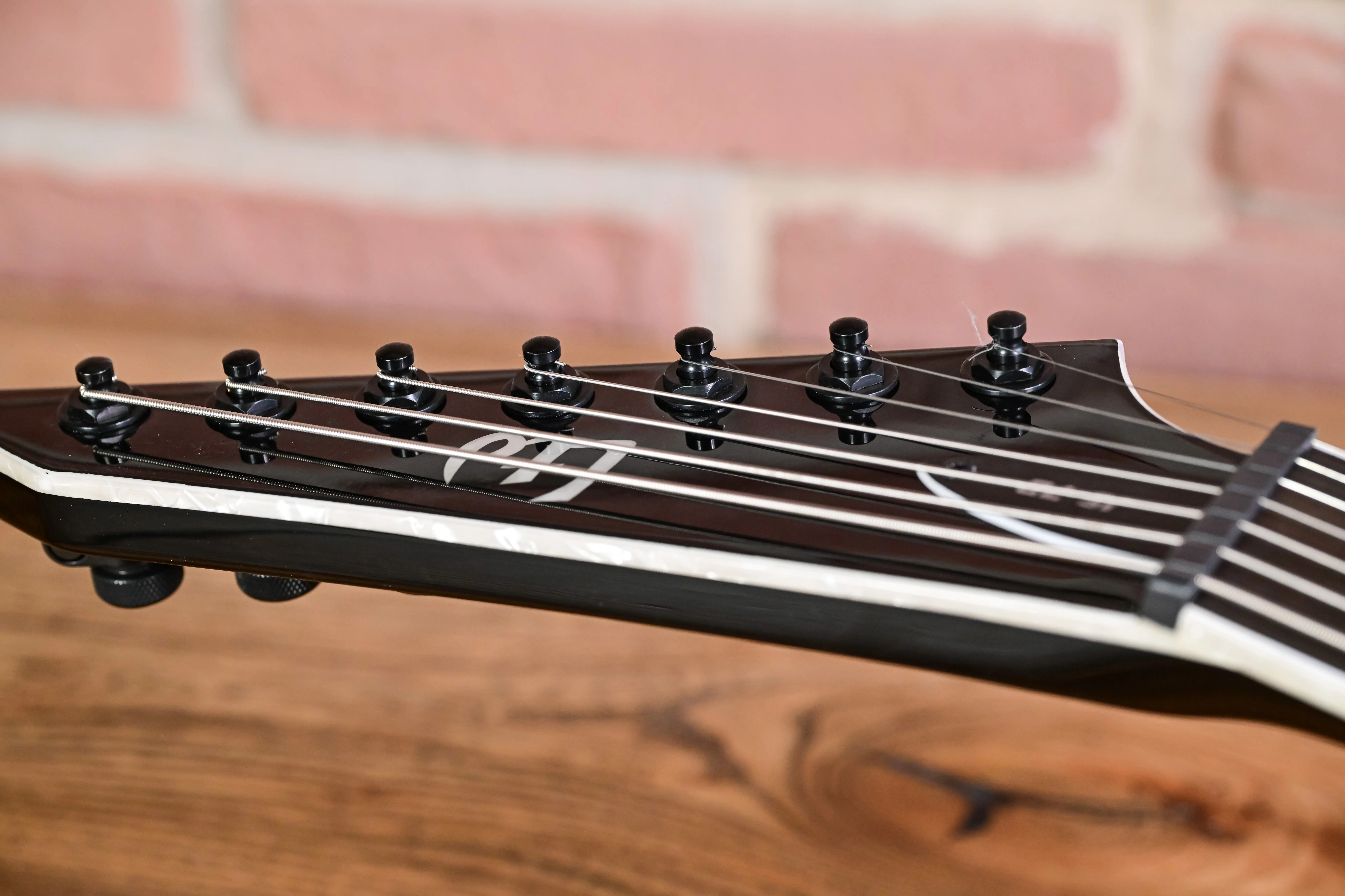 Jack Simmons JS-7 Baritone Signature E-Gitarre