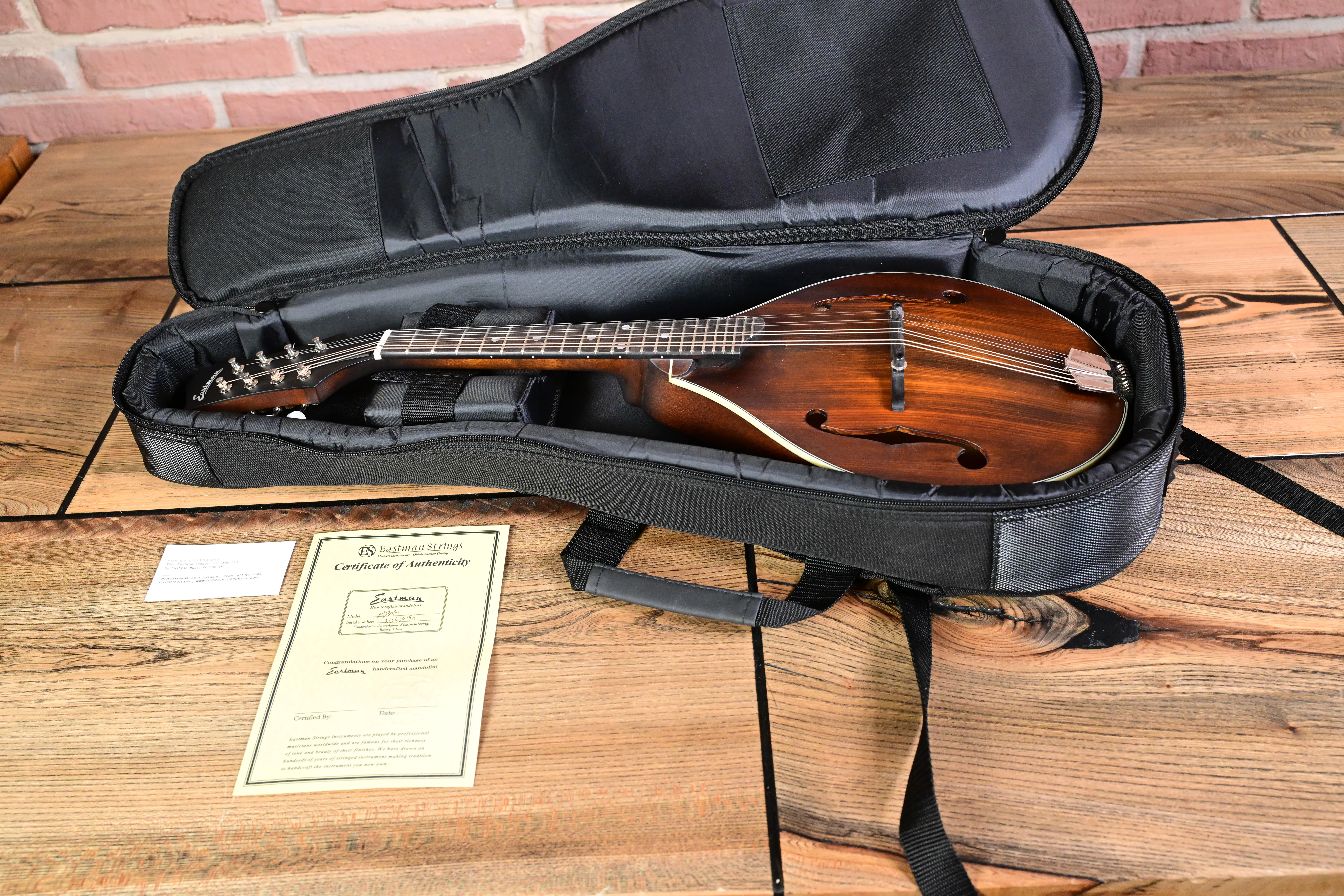 MD305 A-Style Bluegrass-Mandoline