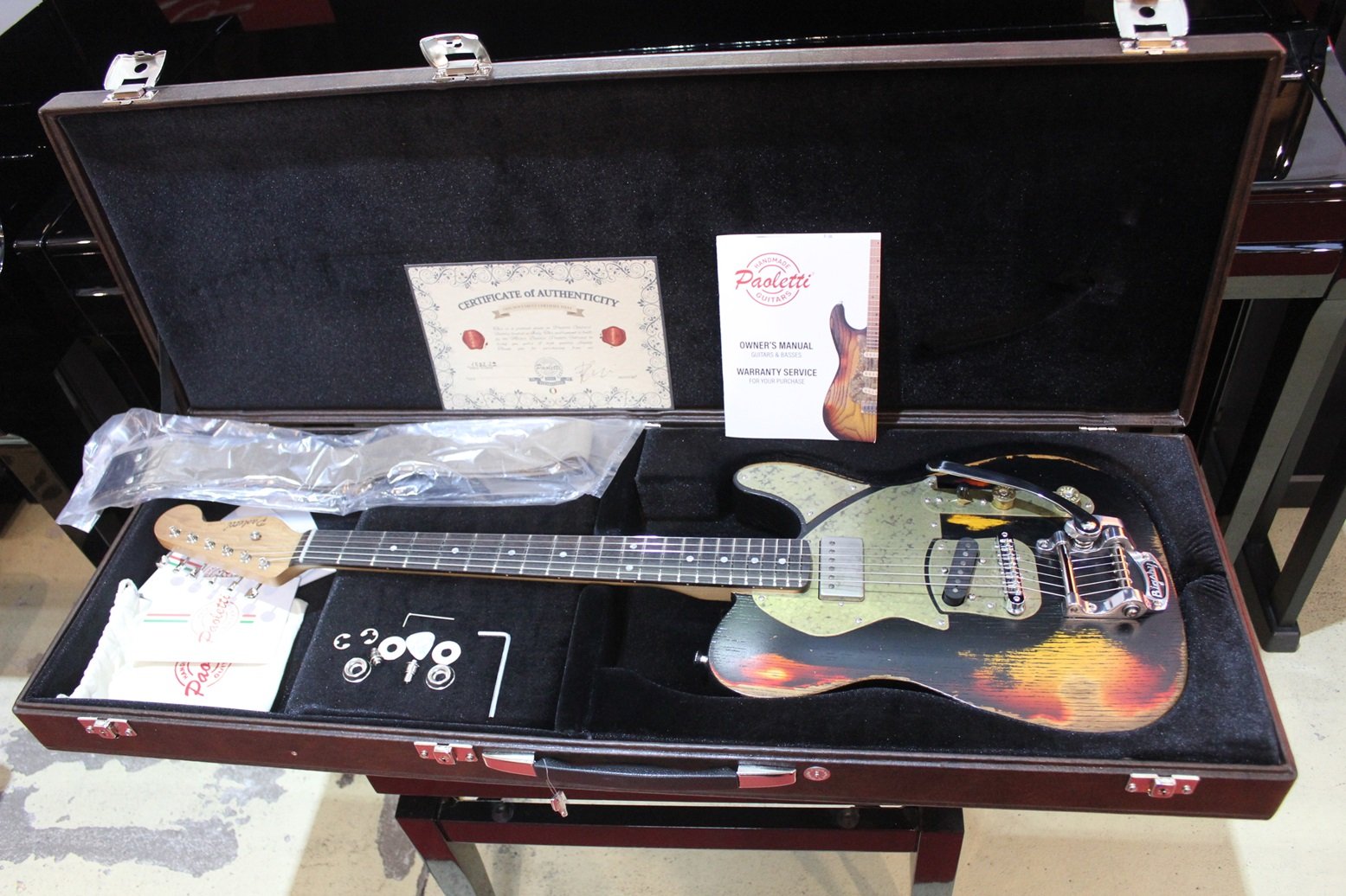 Nancy Loft SH 400, 1 Bridge Single Coil Heavy Black