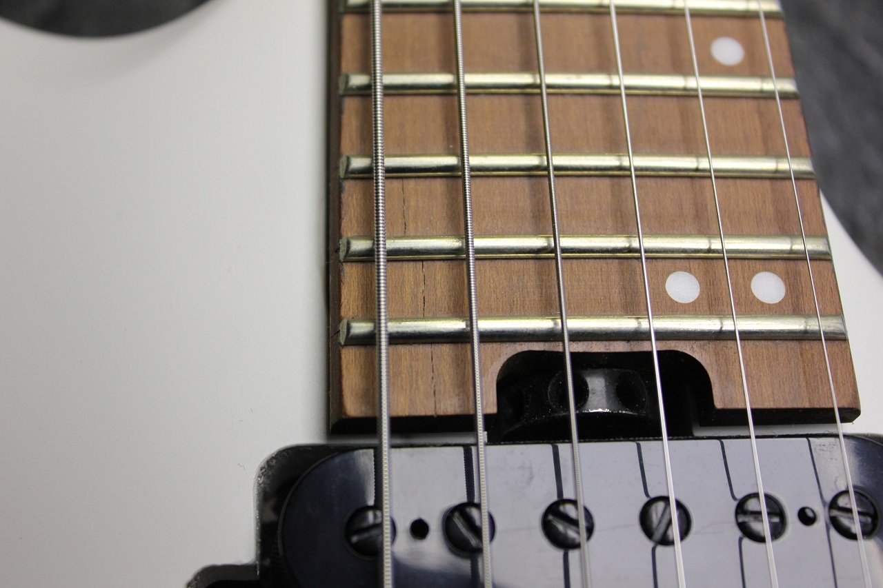 Made in Japan Hybrid II Stratocaster® Limited Run Satin Sand Beige, Rosewood