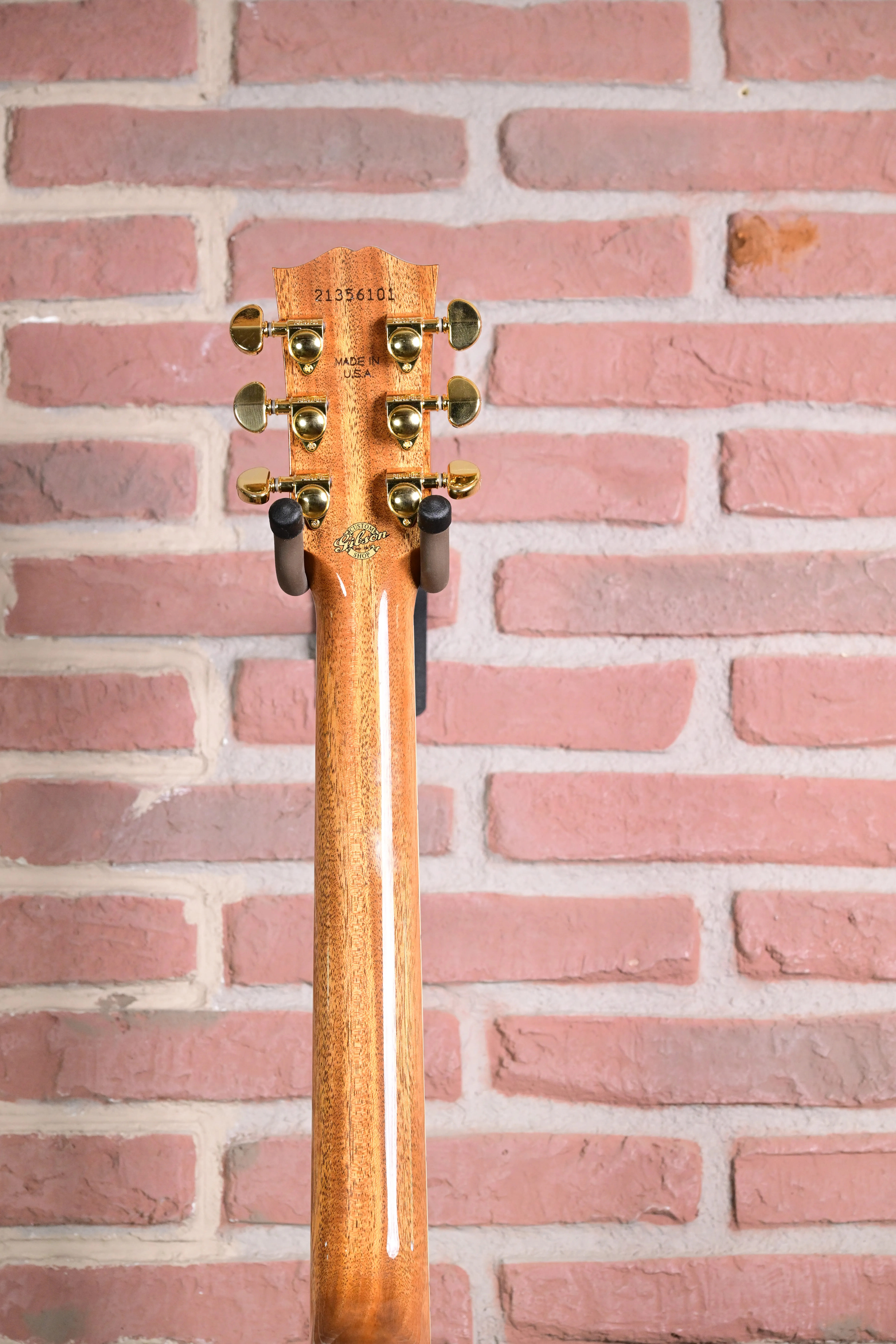 Hummingbird Elegant Koa Honeyburst M2M Custom Shop