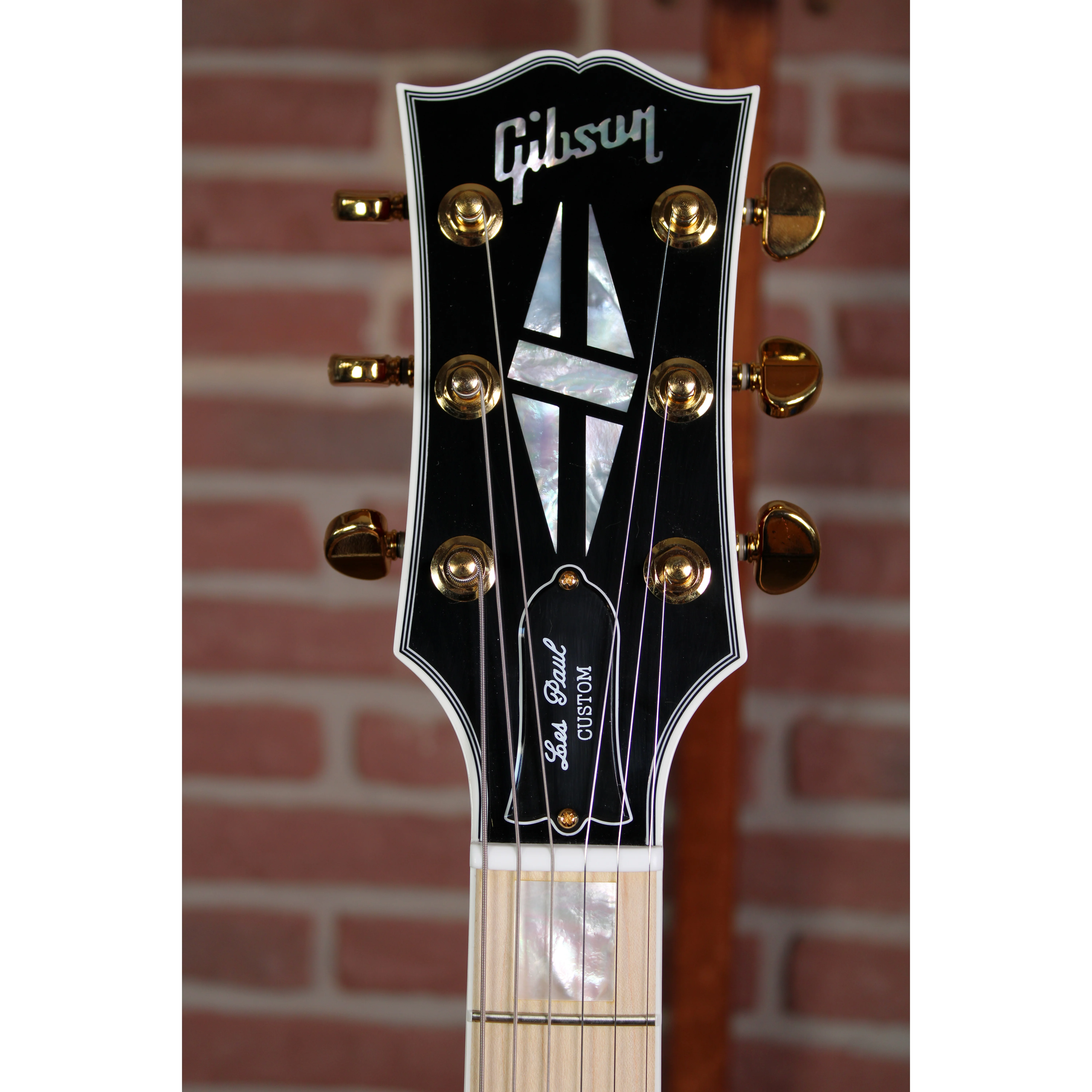 Gibson Les Paul Custom Heritage Cherry Sunburst Kopfplatte in frontaler Ansicht