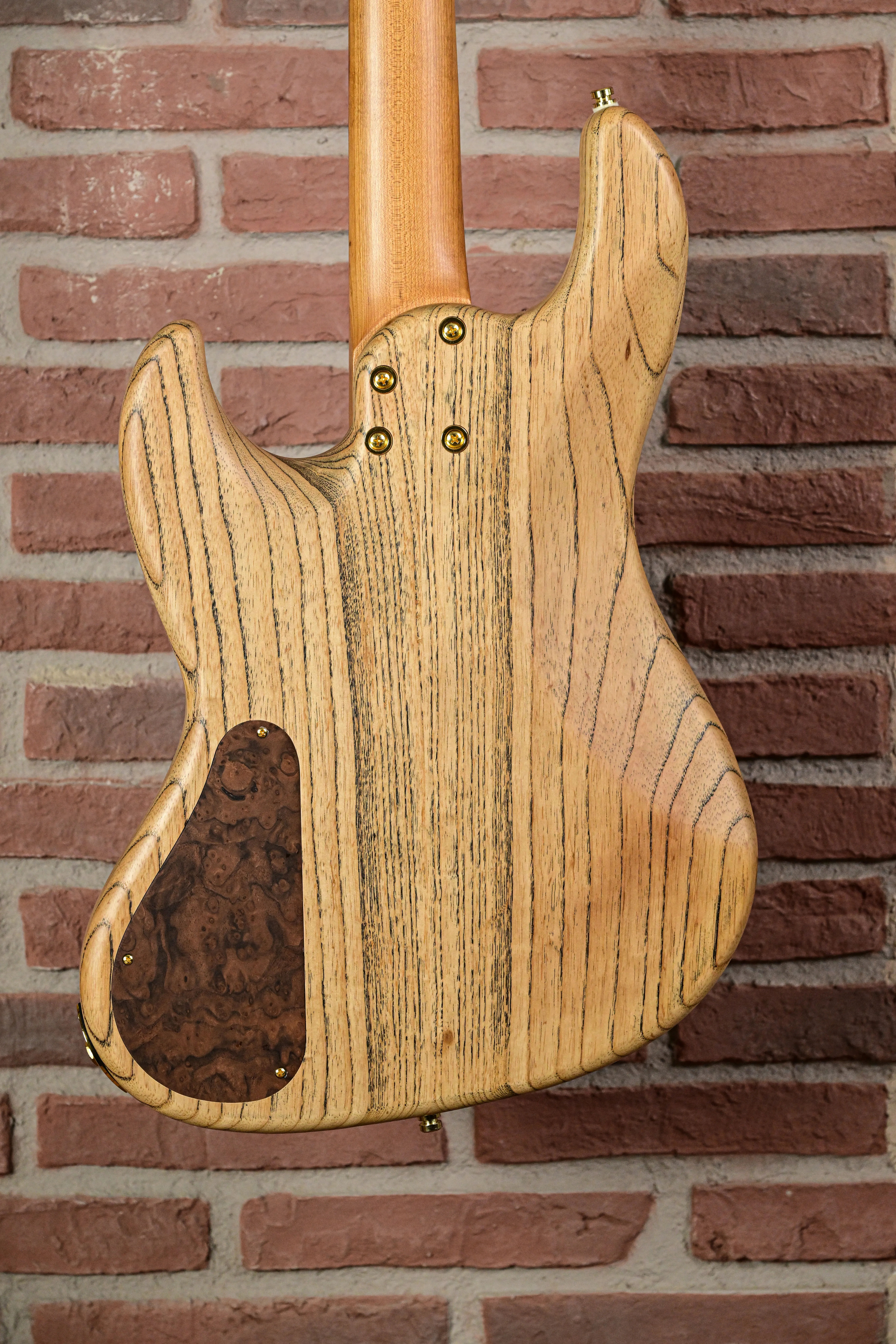 KJBM-Custom Premium-Z Bass