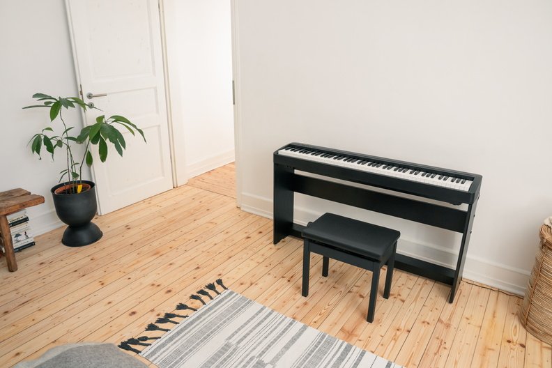 HML-2 Ständer für ES-120 in Schwarz