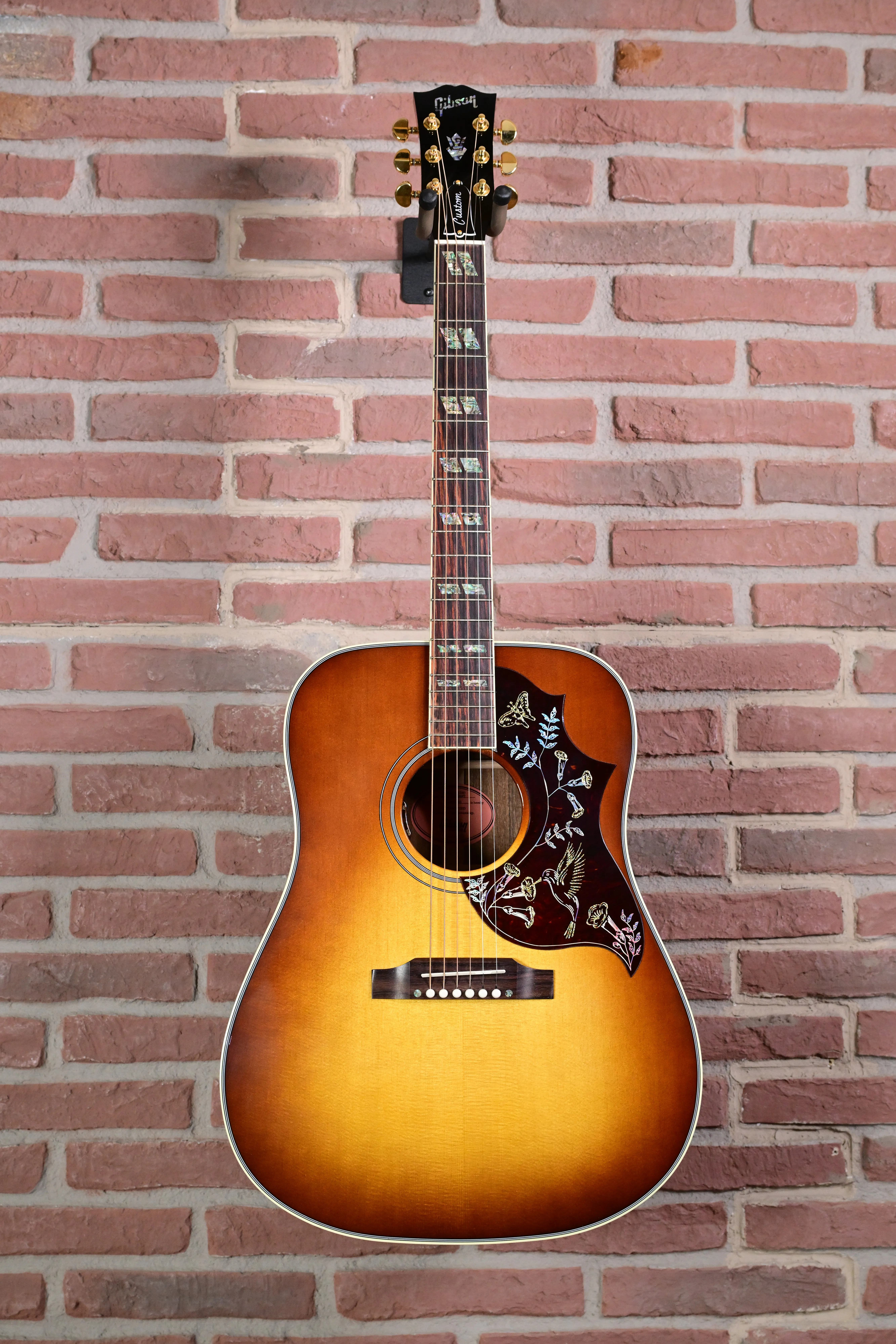 Hummingbird Elegant Koa Honeyburst M2M Custom Shop