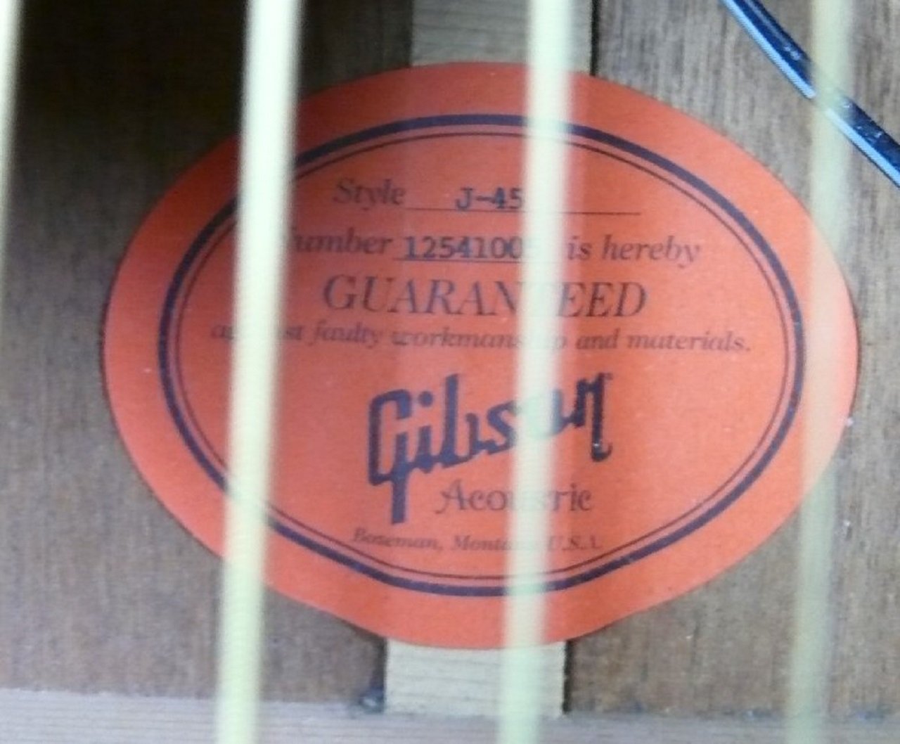 J-45 standard vintage sunburst, Baujahr 2011, used from Factory 1 Jahr Gewährleistung