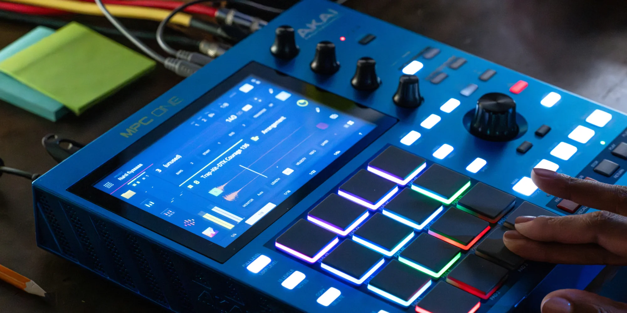 Akai MPC One G2 RGB Drum Pads Nahaufnahme