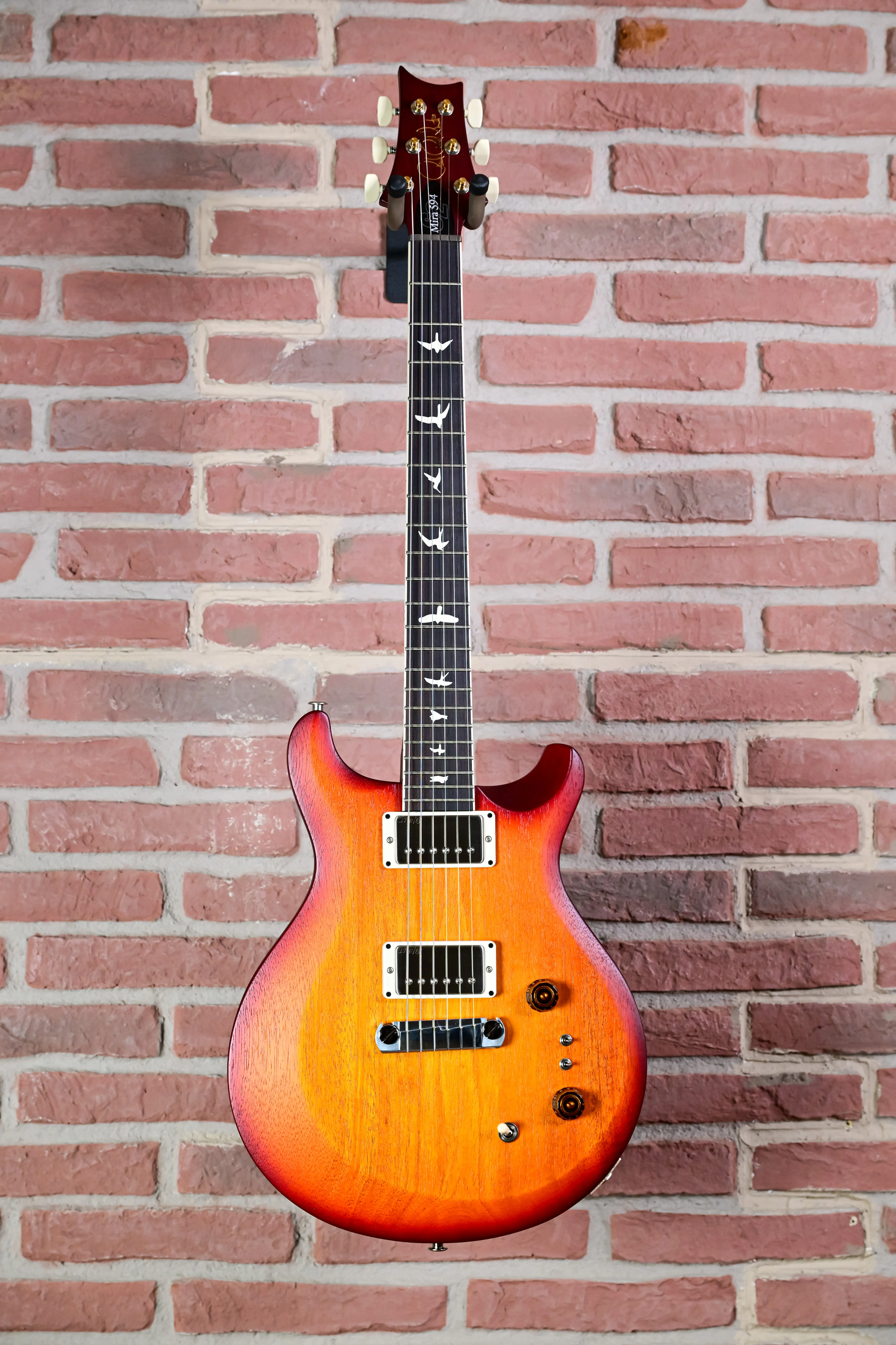 S2 Mira 594 Satin Dark Cherry Sunburst