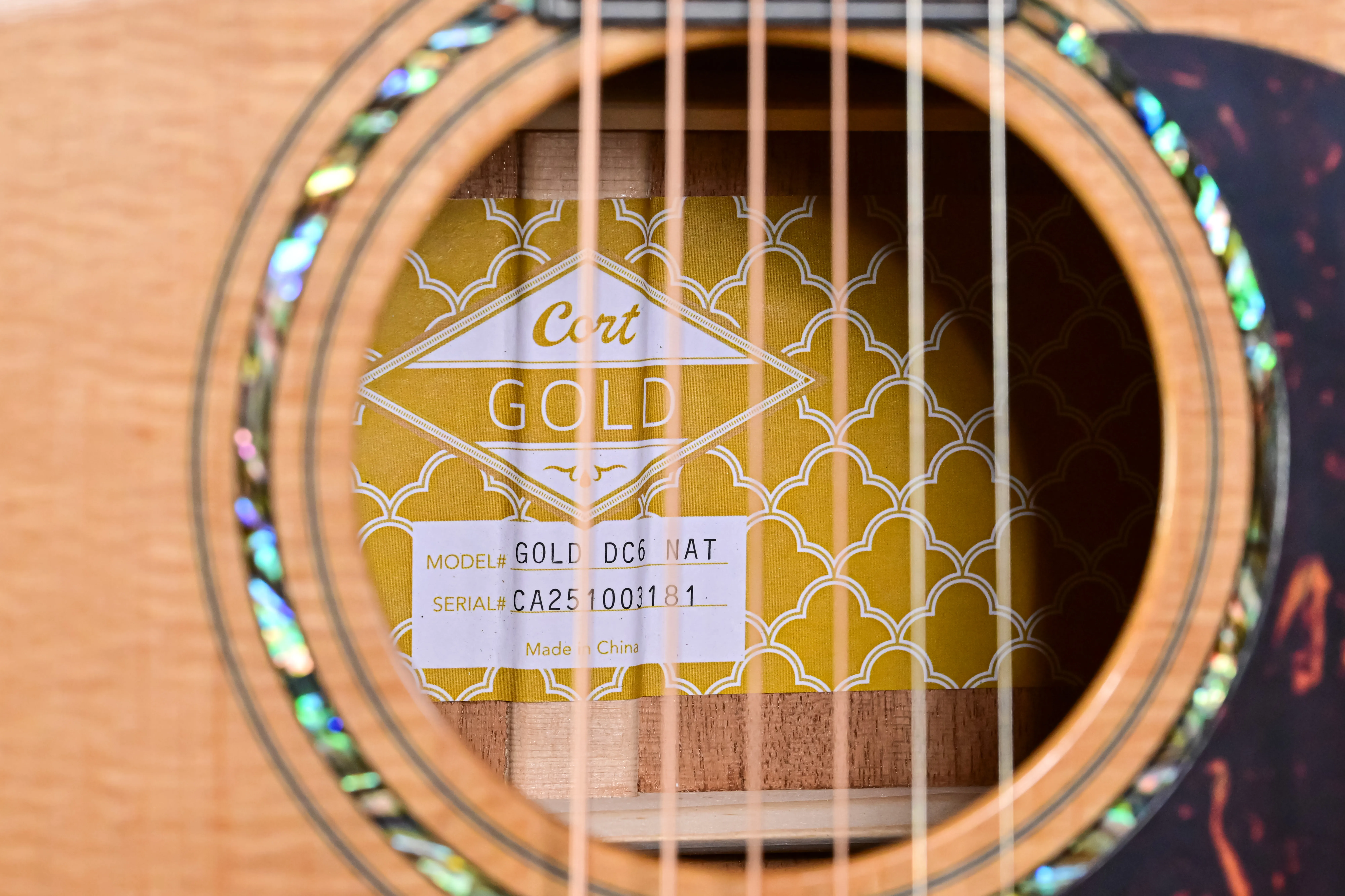 Gold DC6 Westerngitarre Natural