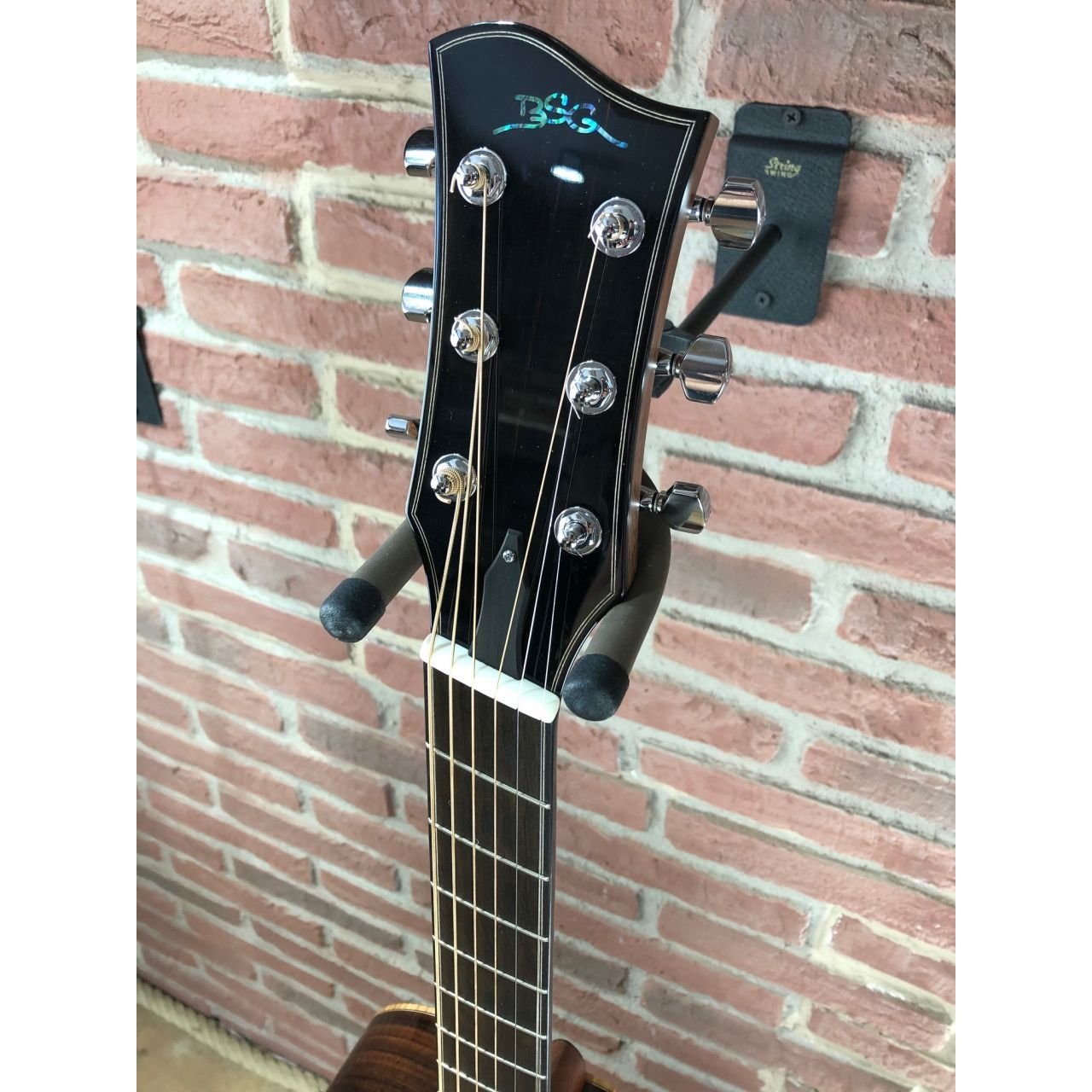 GA 27 CF Fanfret - Westerngitarre 