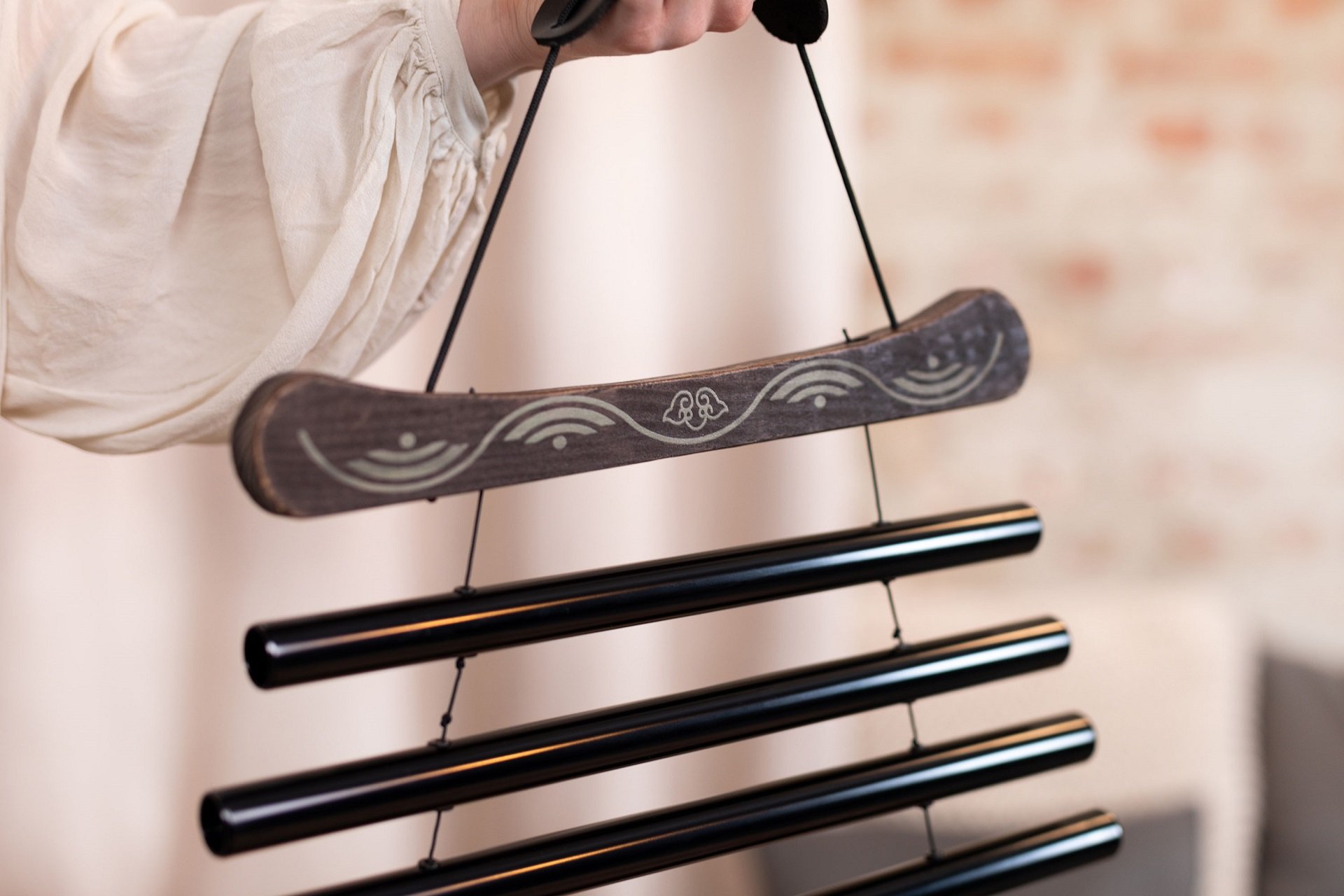 MFC10CMIBK  Meditation Flow Chime, 38" / 95 cm, C Moll, Schwarz