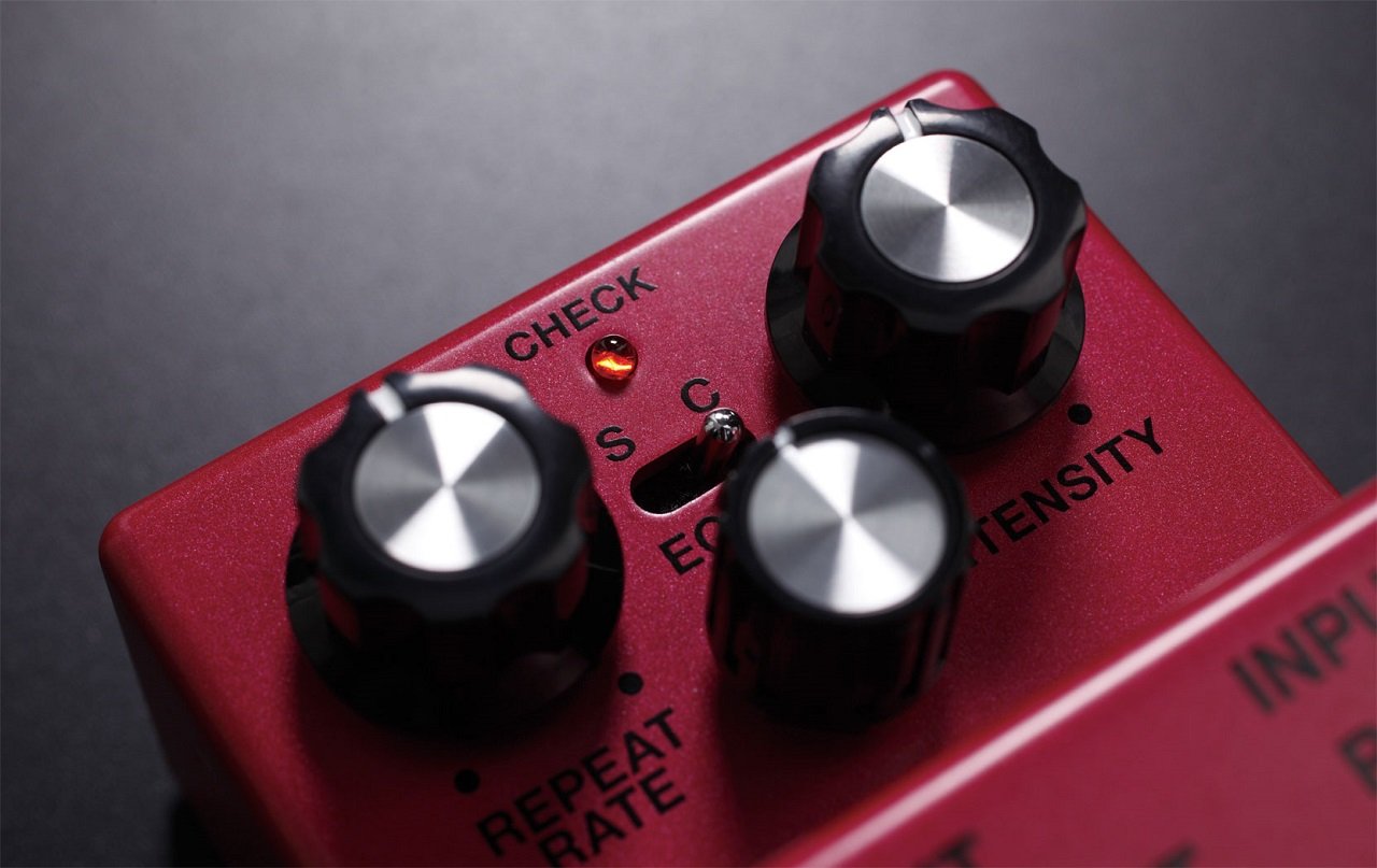 DM-2W Delay