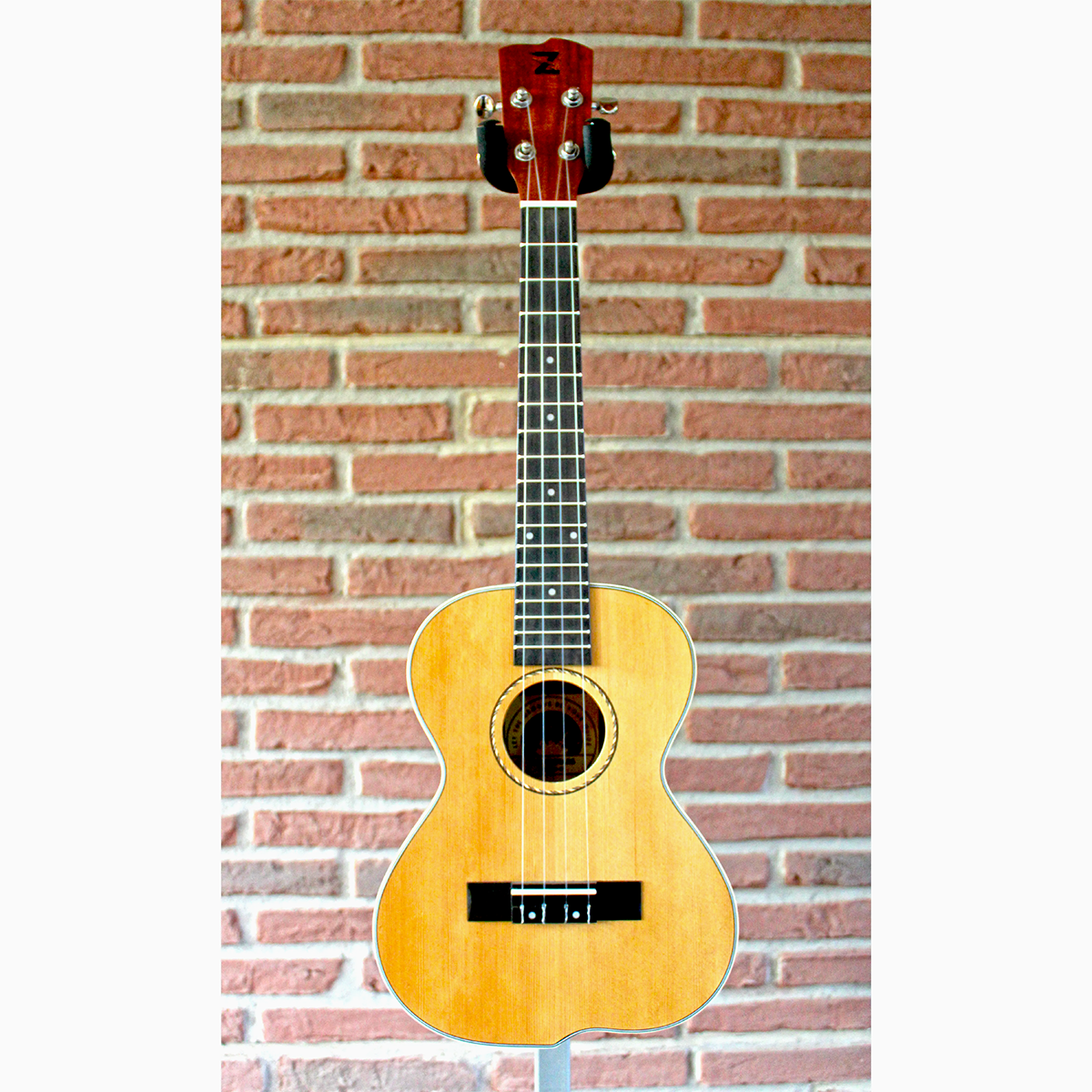TU-01 Ukulele Tenor  Fichte und Koa