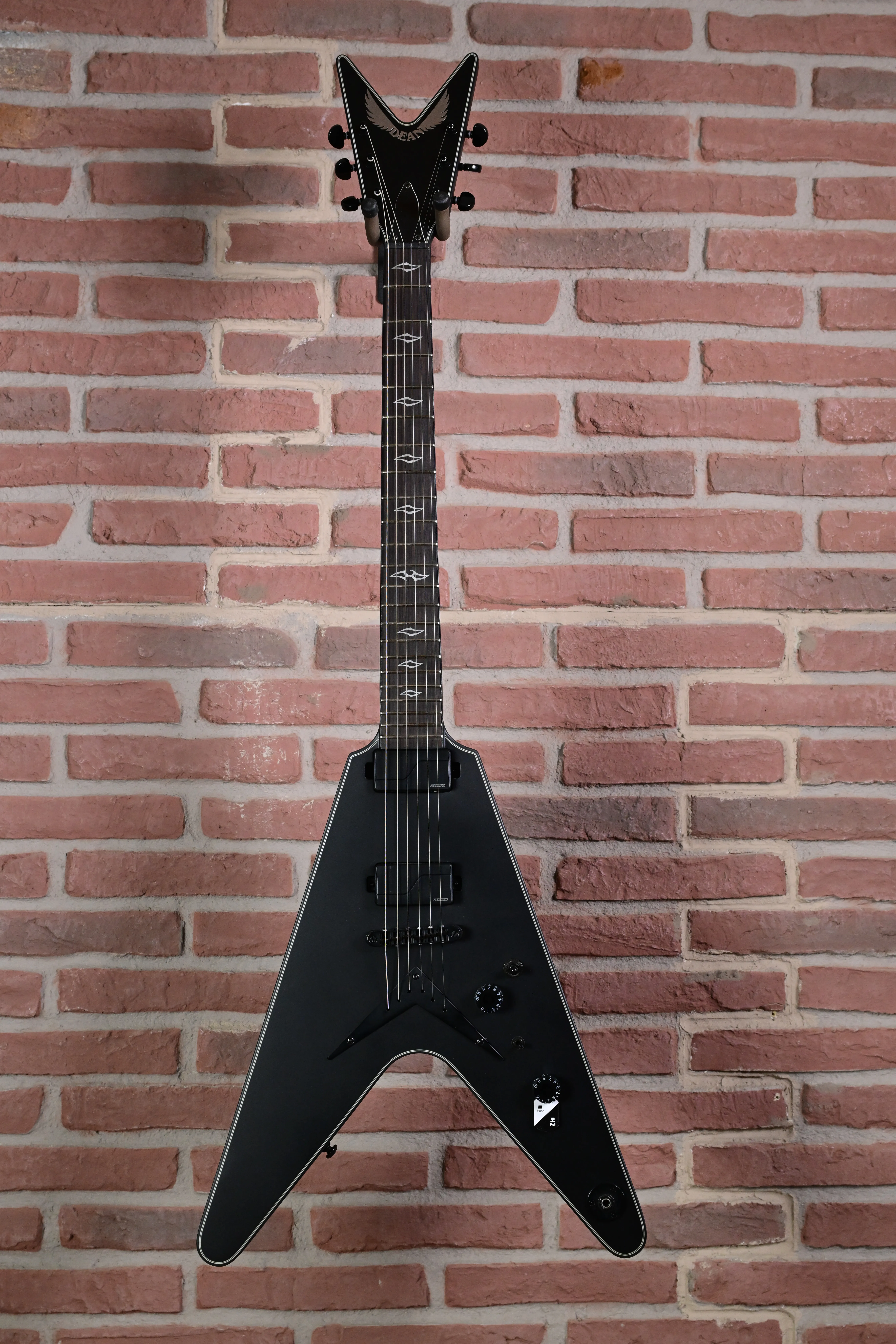 V Select Fishman Fluence Black Satin