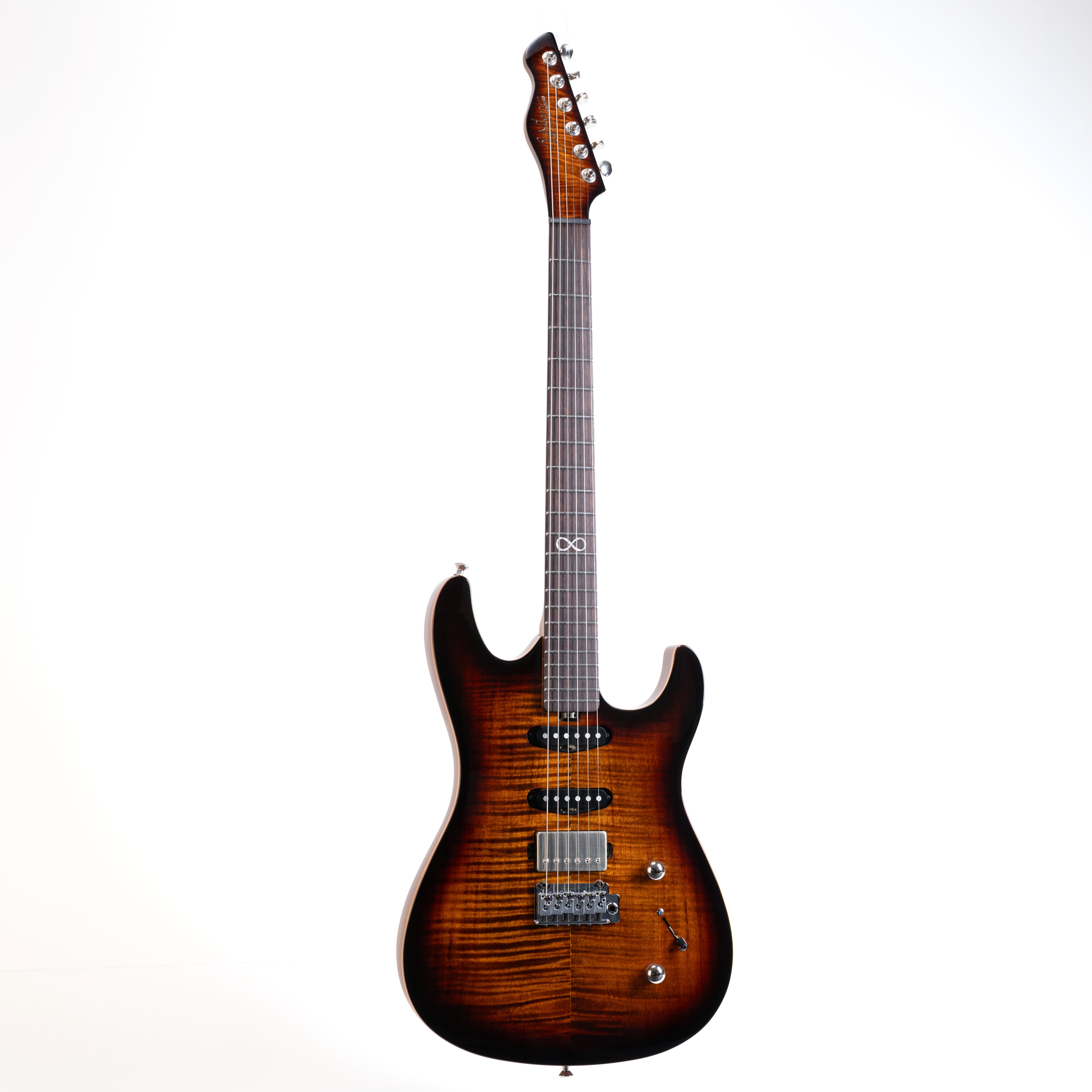 E-Gitarre, Feste Bauweise, Tigerstreifen-Decke, Braun-Schwarz, HSS-Tonabnehmer