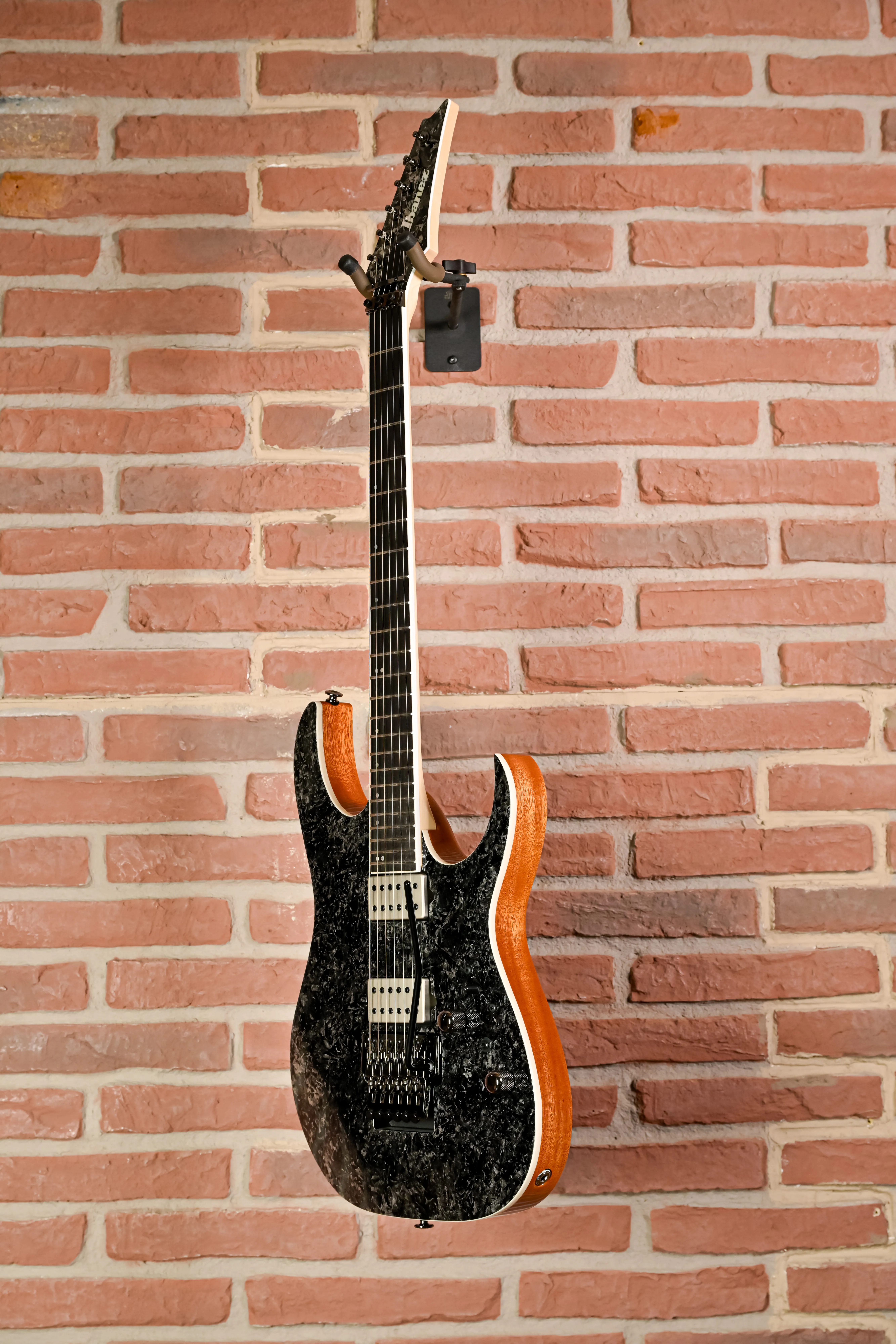 Ibanez RG5320R-CSW Prestige Seitenansicht rechts