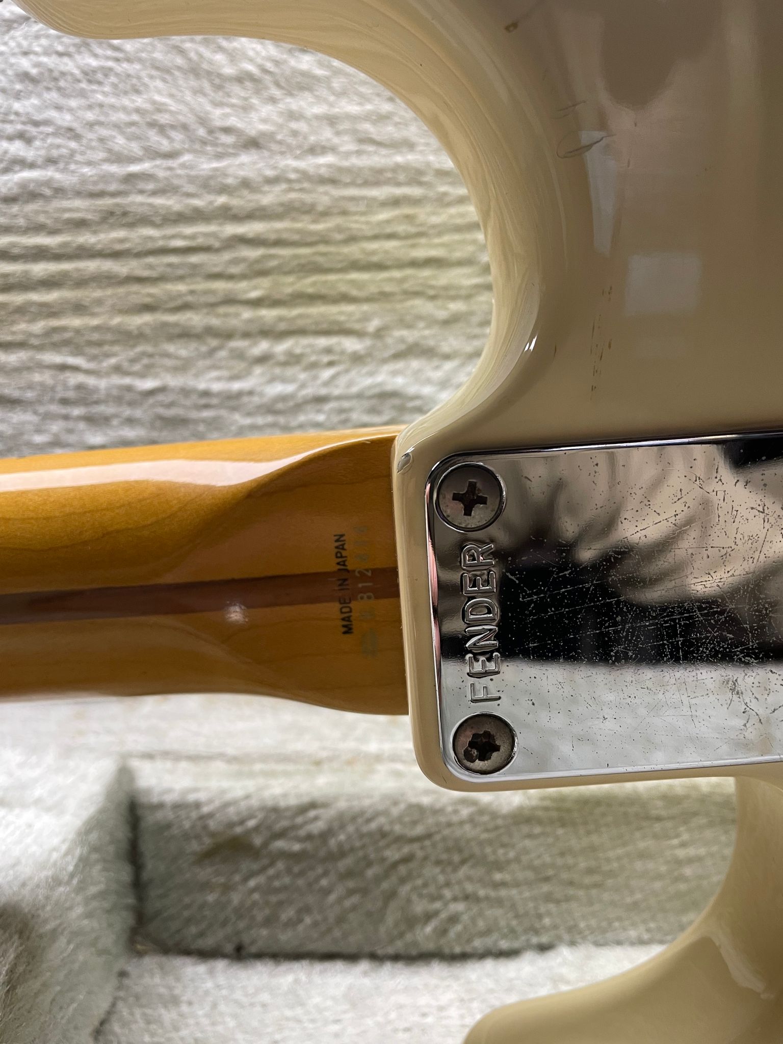 Stratocaster Made in Japan BJ1988, weiß - E-Gitarre USED!