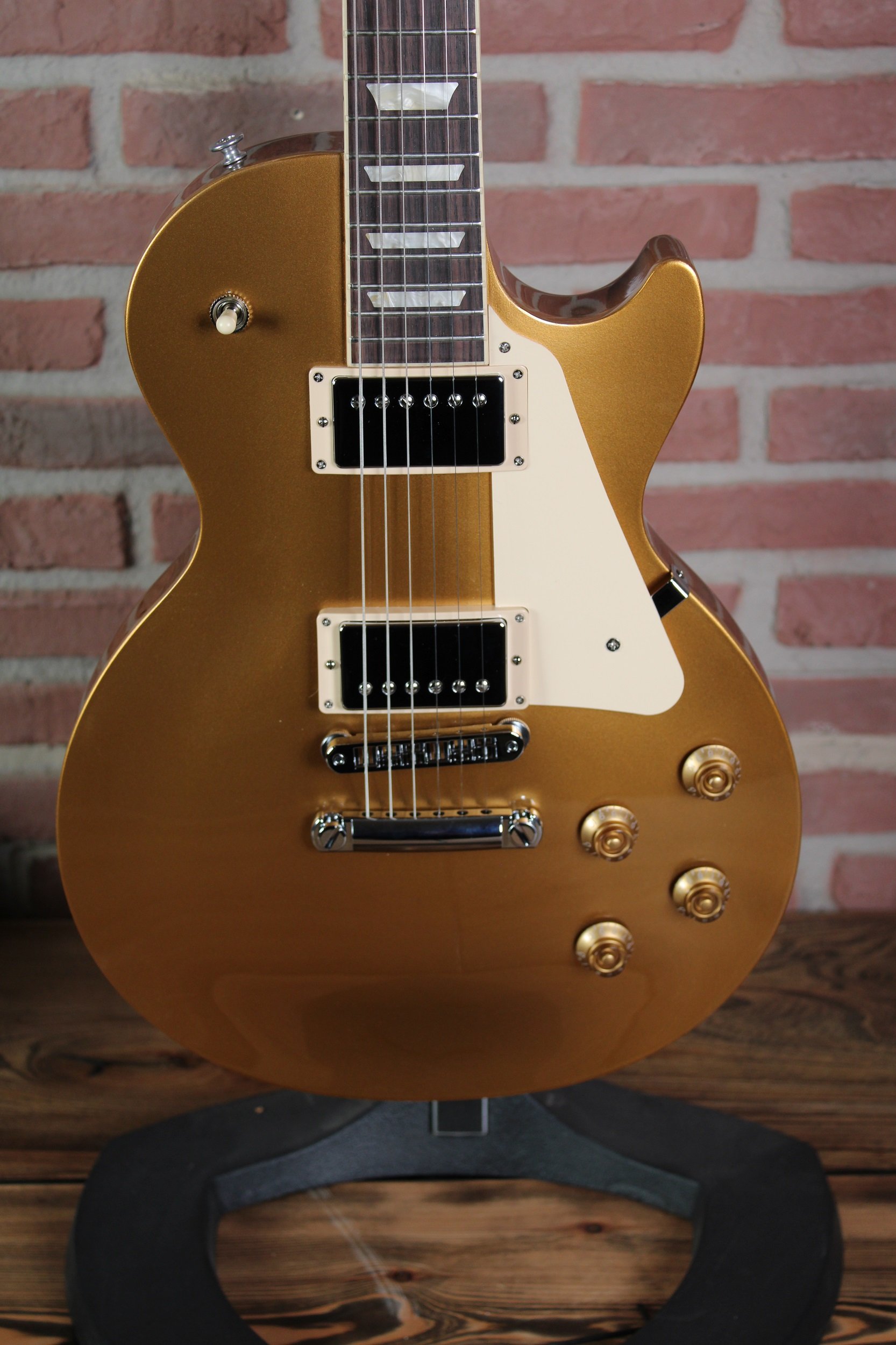  Les Paul Studio Gold Top
