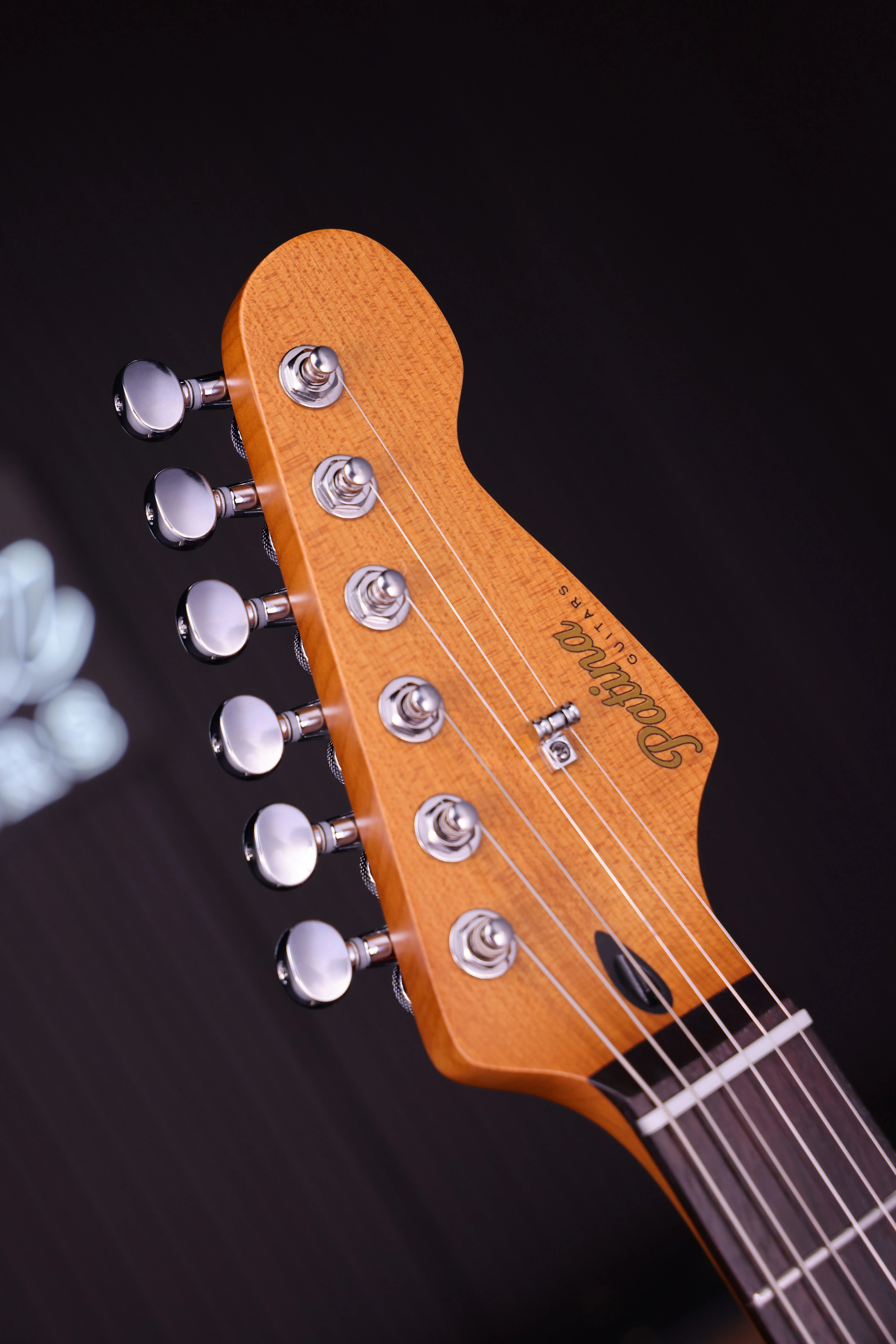 PS-4 Fiesta Red HSS ST-Style E-Gitarre