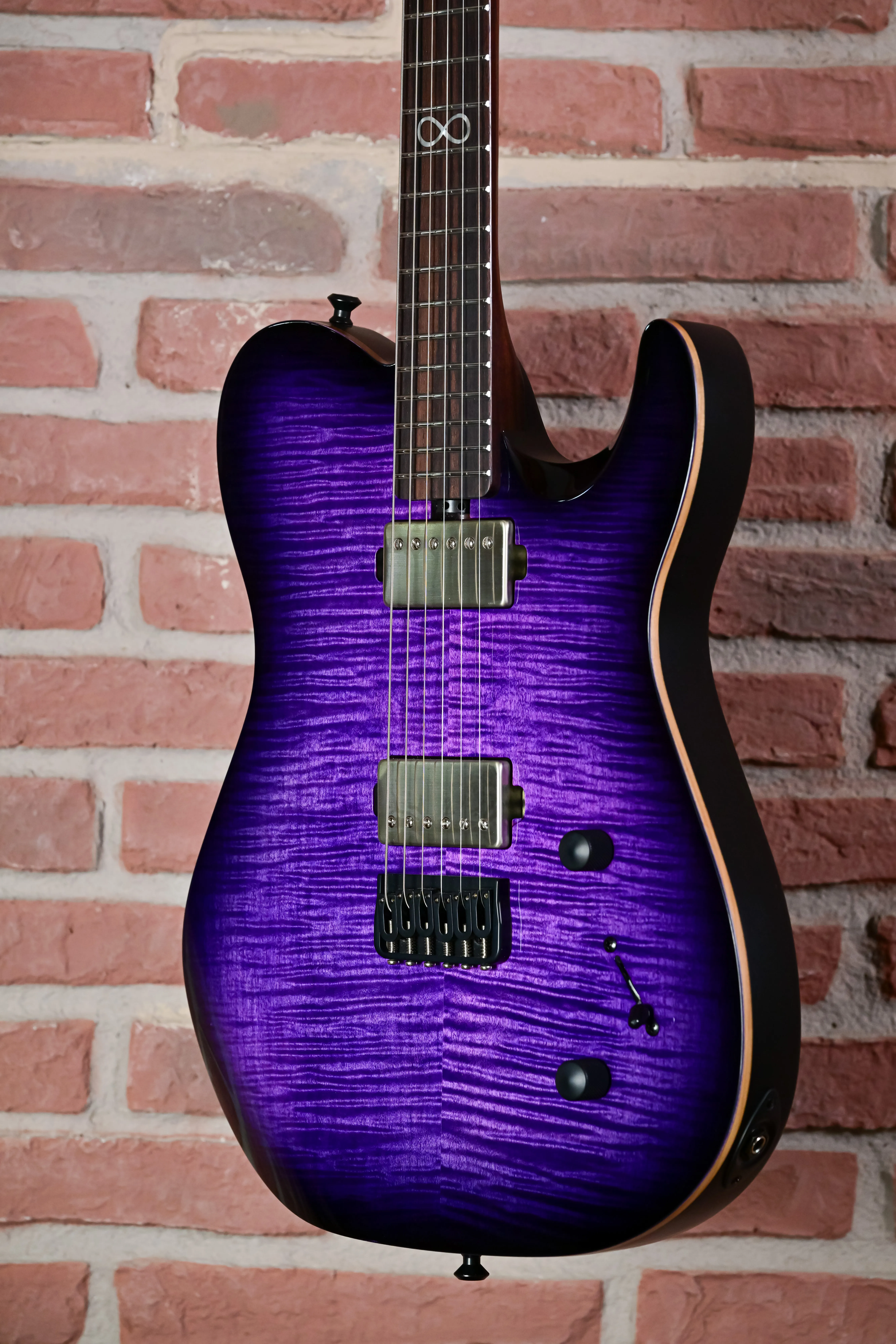 Law Maker Legacy Blackberry Storm E-Gitarre