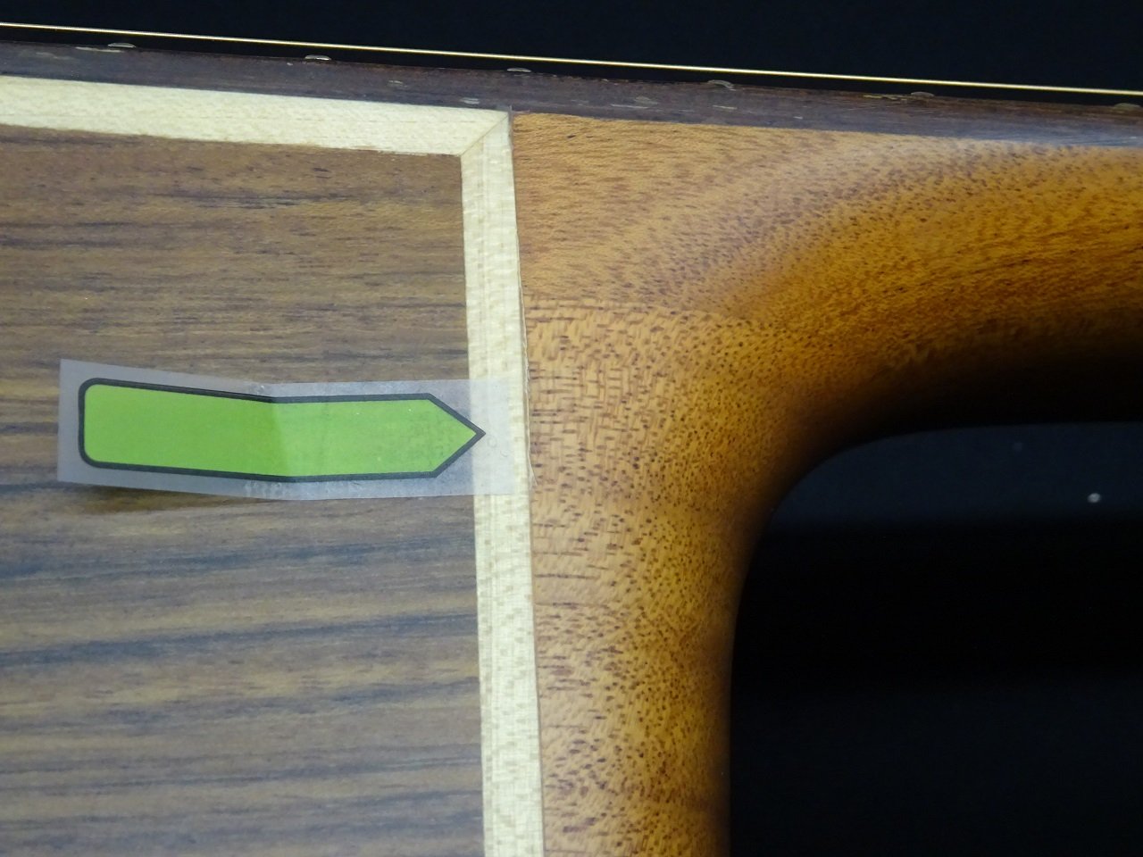 Alien, 6-String - Natural Transparent Satin "B-Stock"