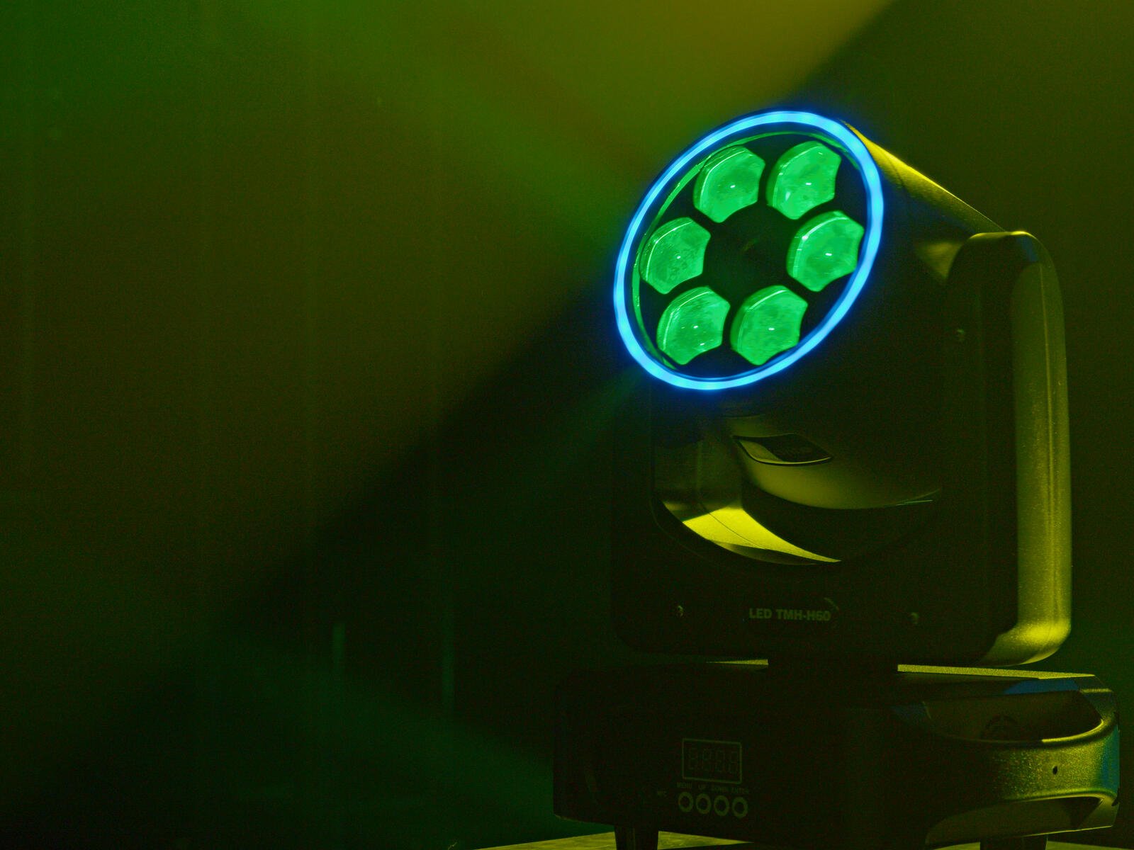 LED TMH-H60 Hybrid Moving-Head