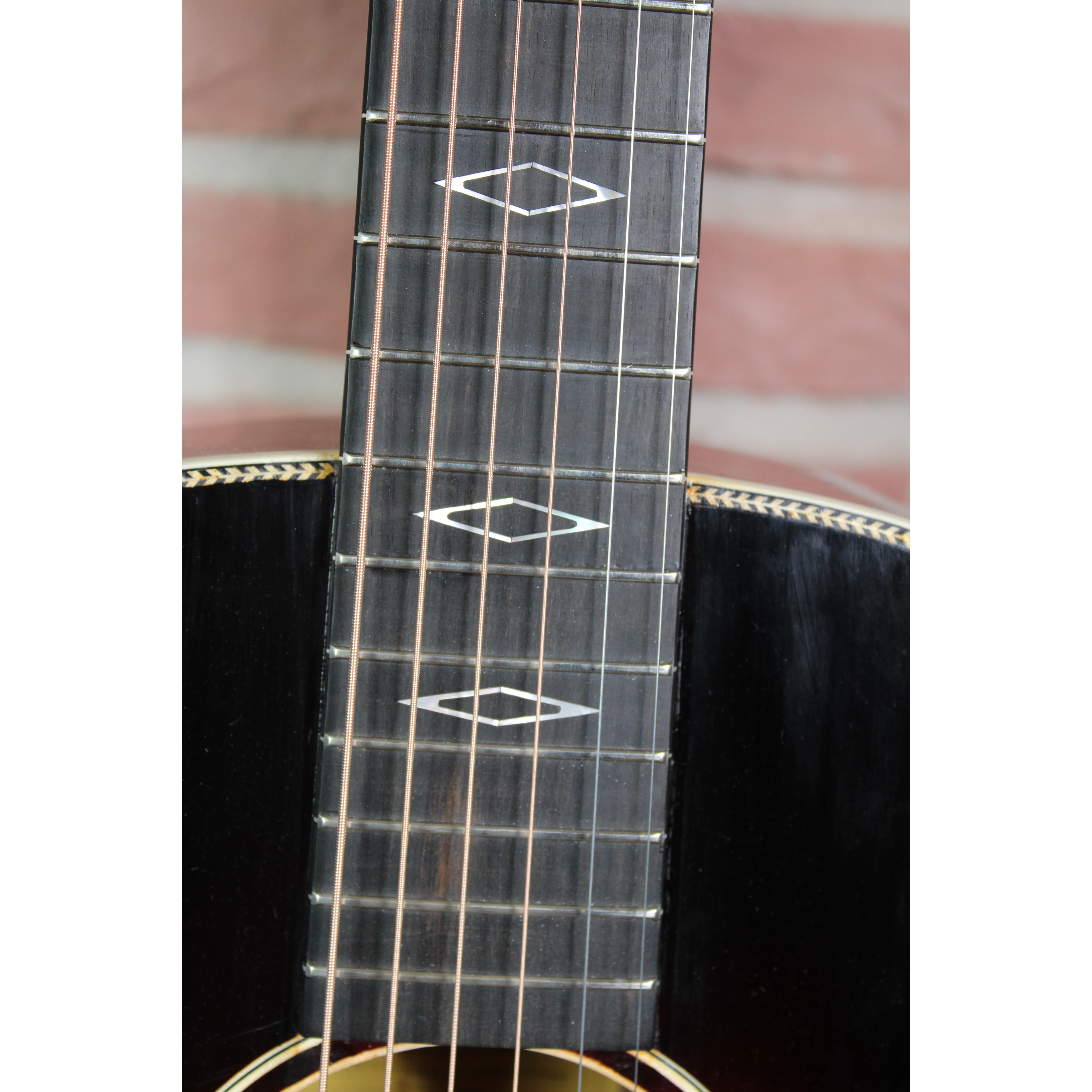 E22OOSS/V-SB OO-Style Antique Classic Varnish