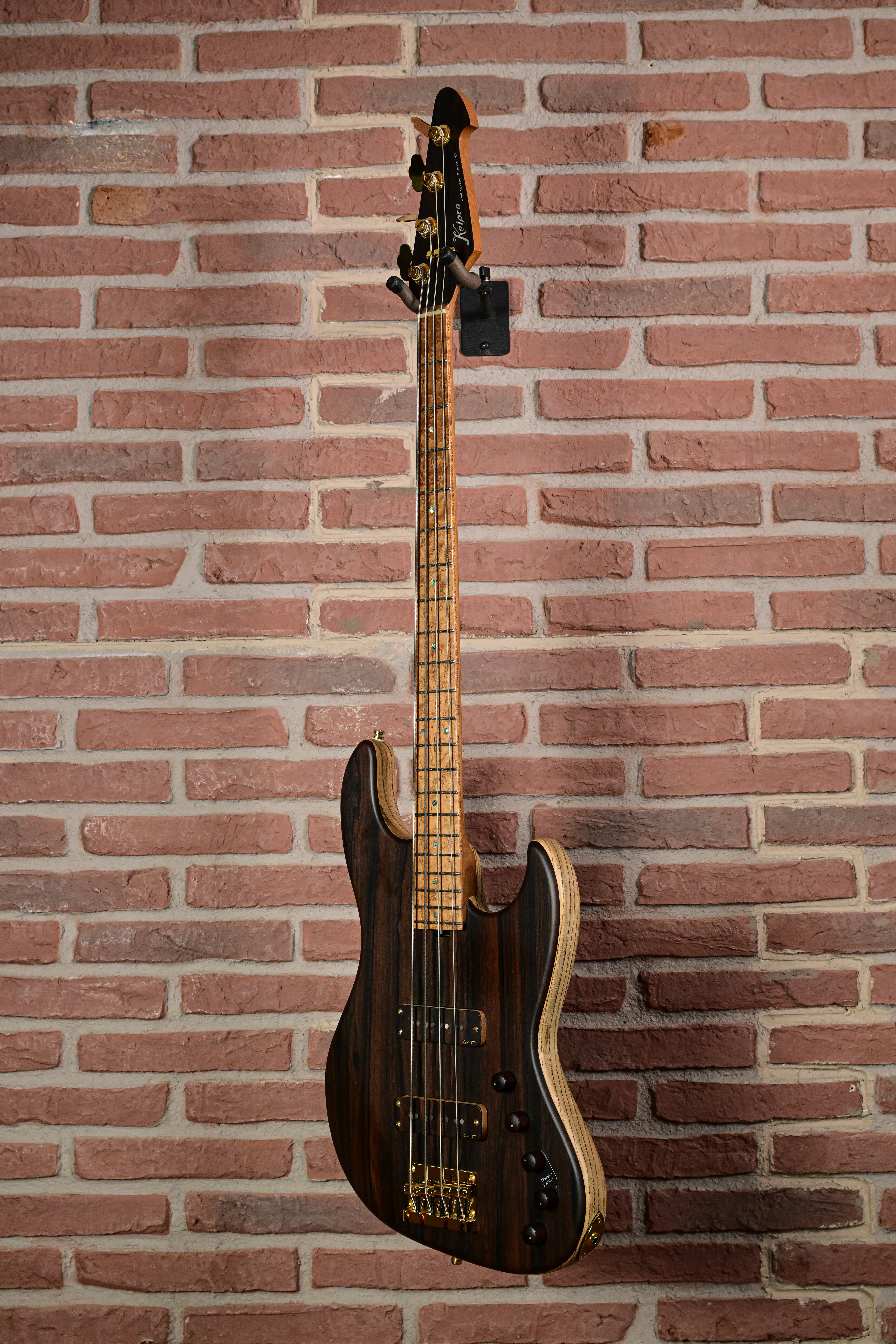 KJBM-Custom Premium-Z Bass