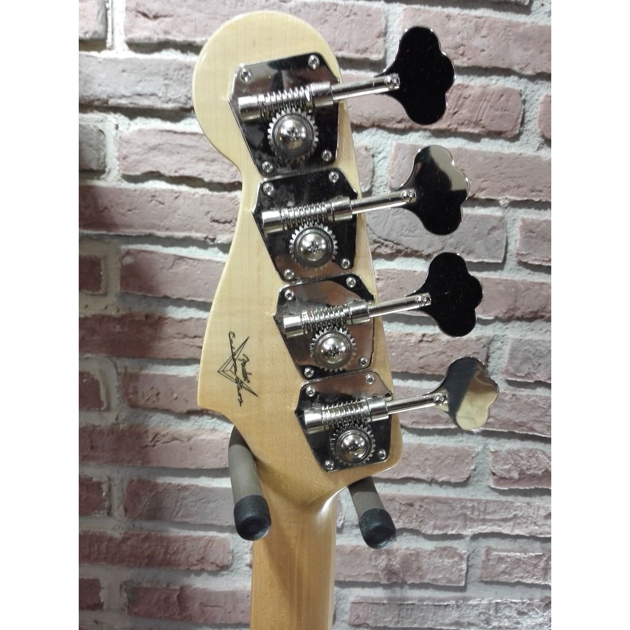 '60 Precision Bass, New Old Stock, Rosewood, 3-Color Sunburst 