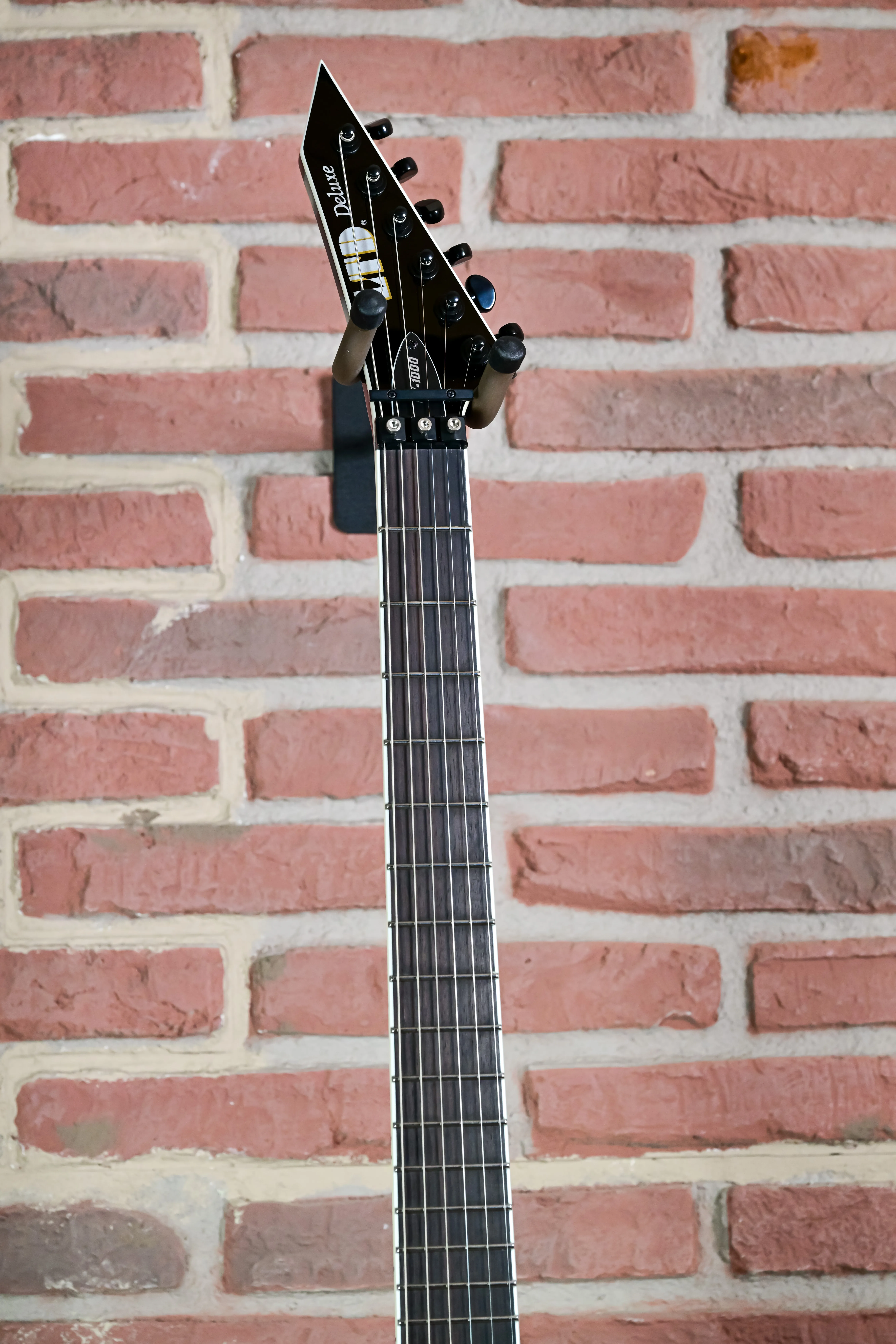 NV-1000 Black Deluxe Series E-Gitarre