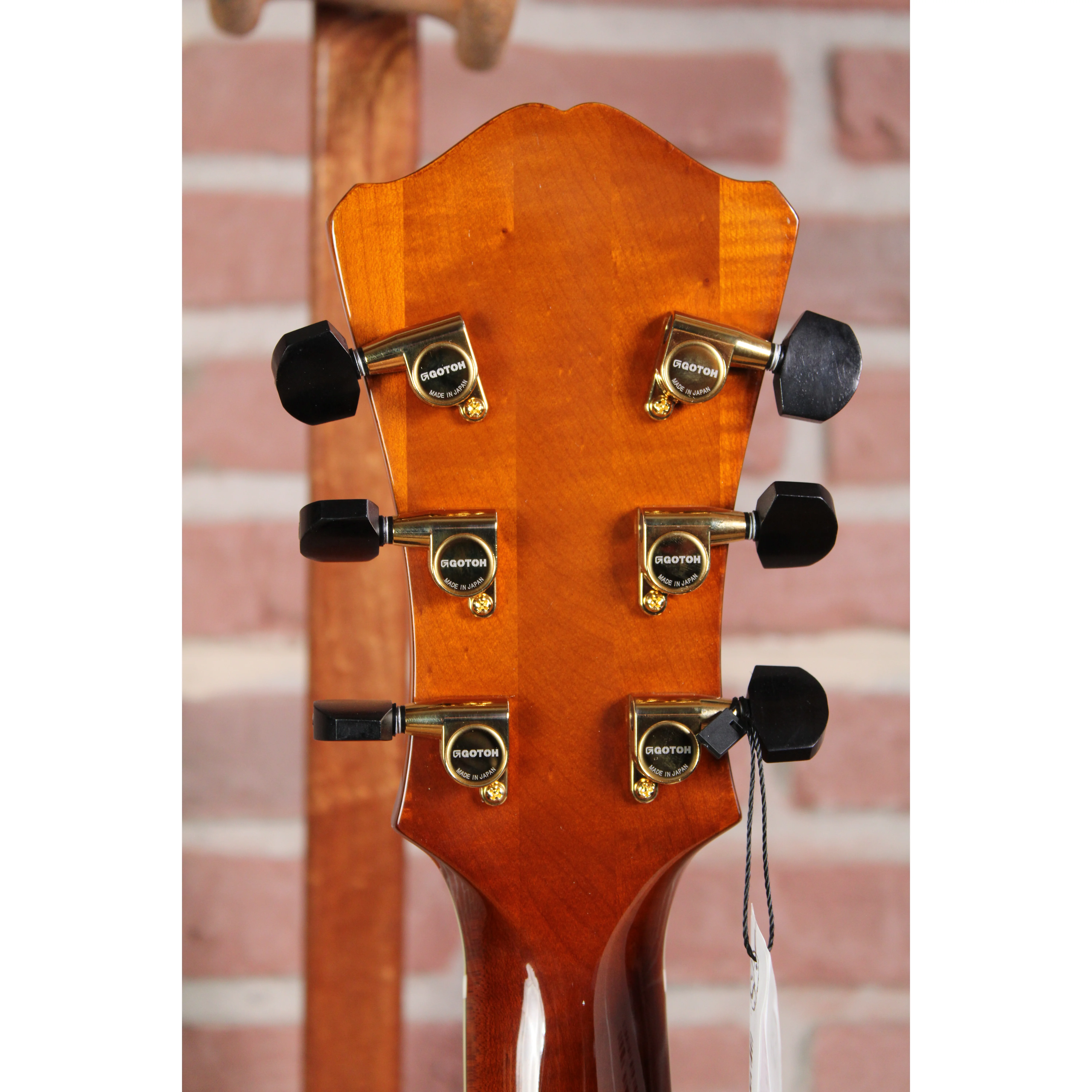 AR805CE-GB Archtop Jazzgitarre Lollar Pickups