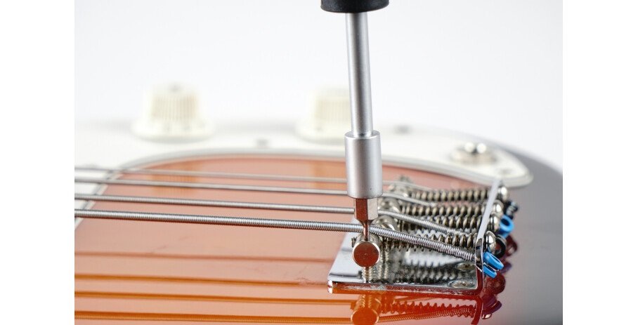 The Octopus 17 in 1 Tech Tool MN228