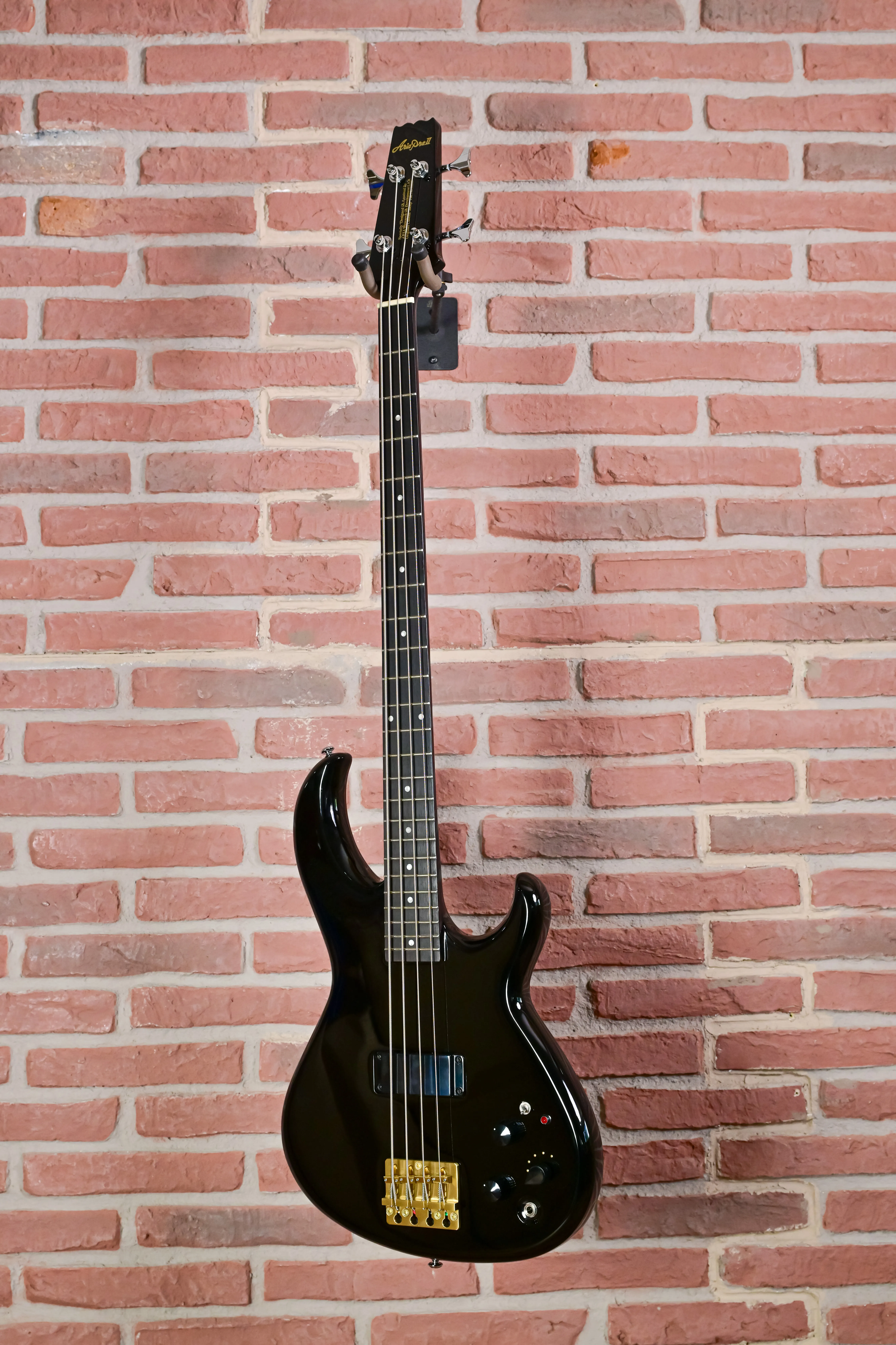 Pro II SB-CLB - Cliff Burton Signature Bass